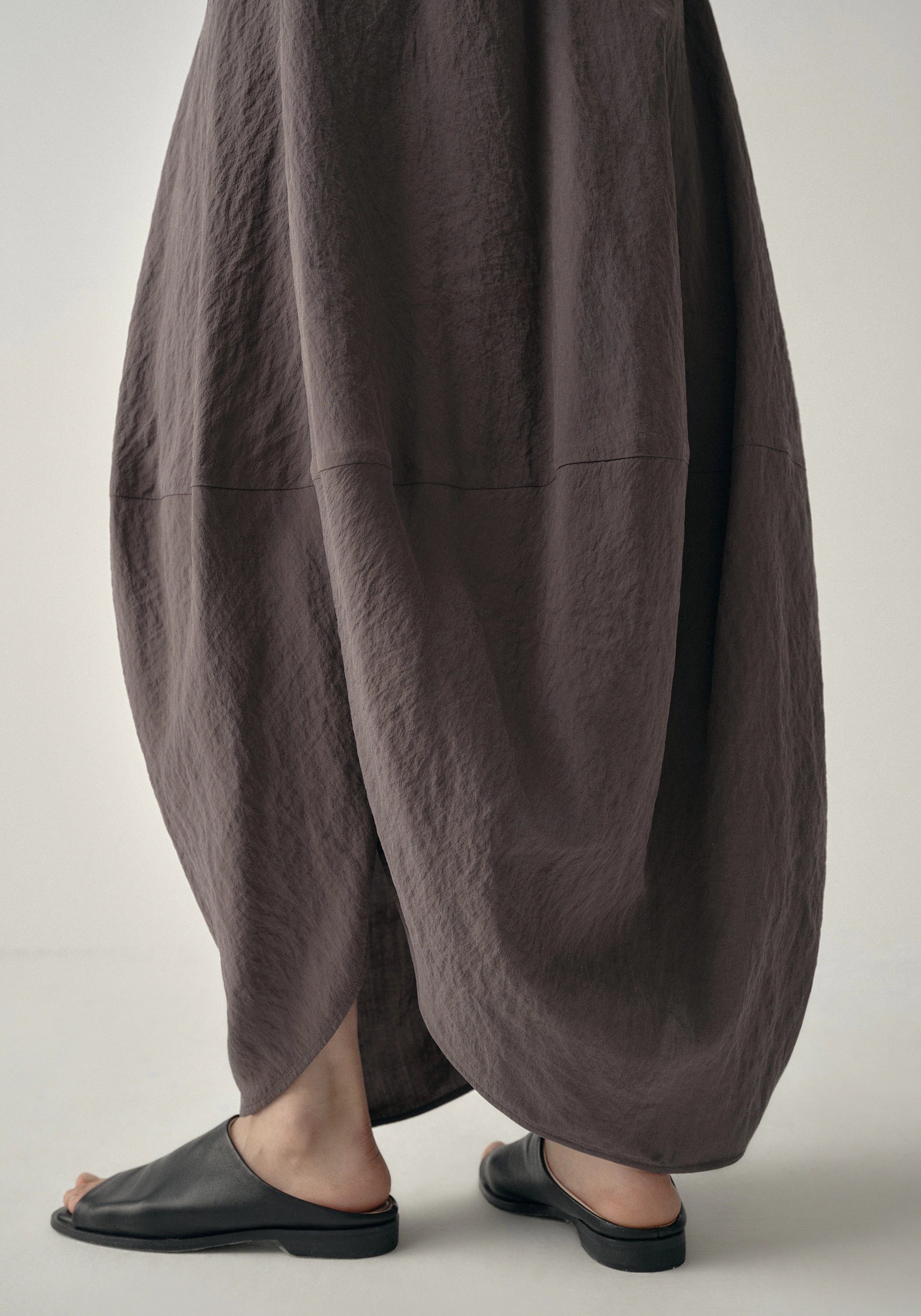 #color_plum brown