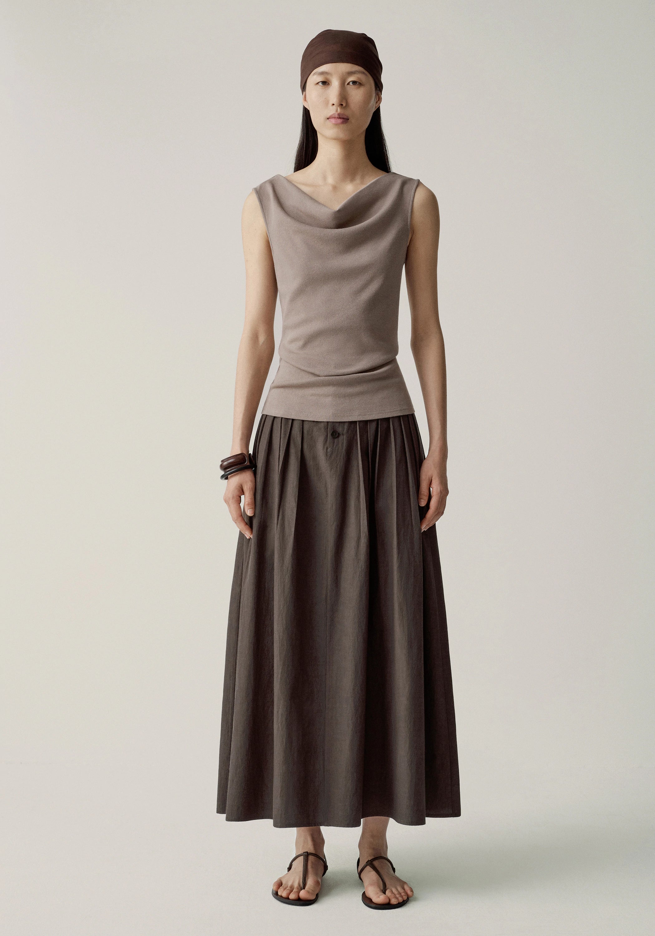 #color_raw umber