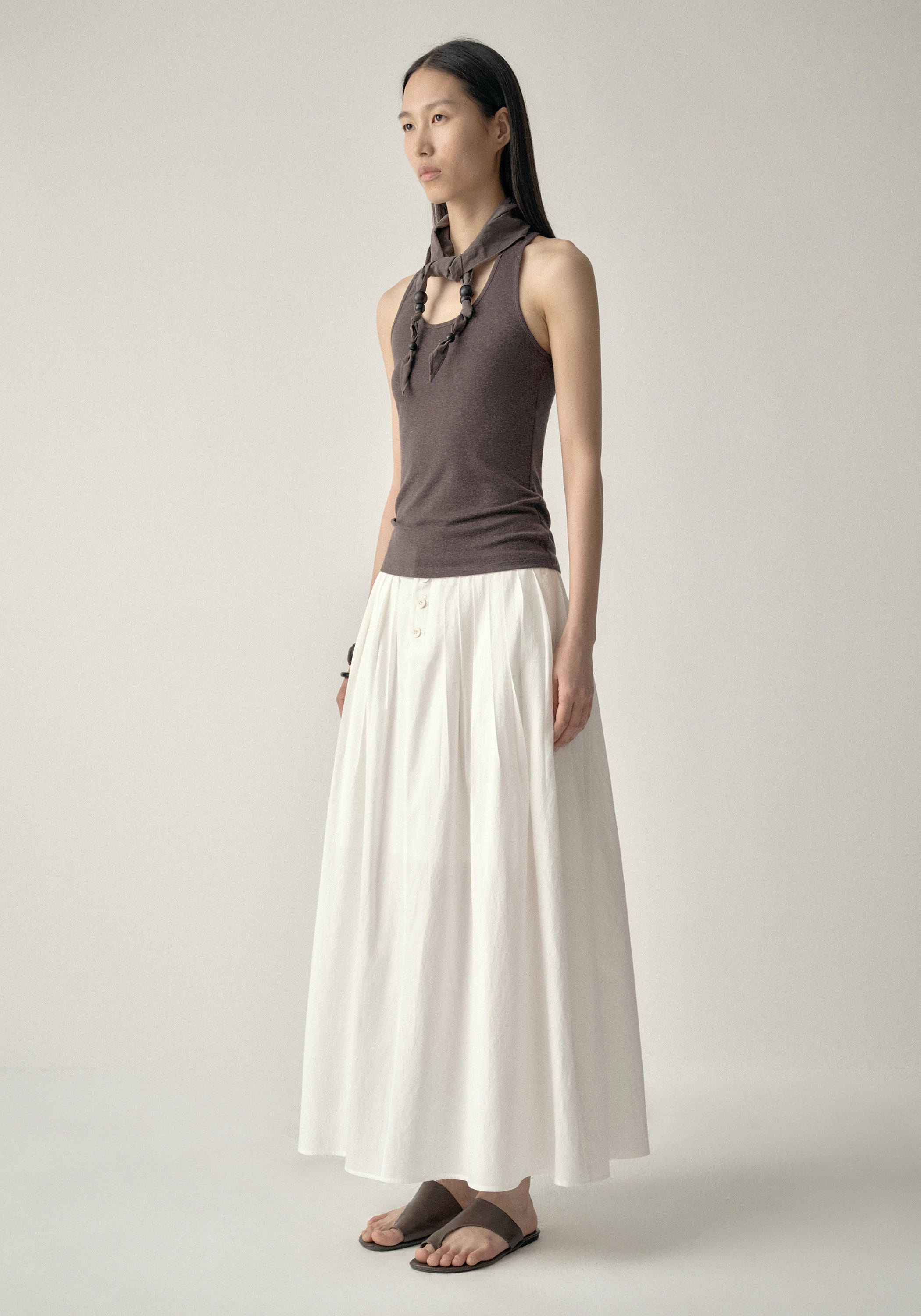 #color_off white