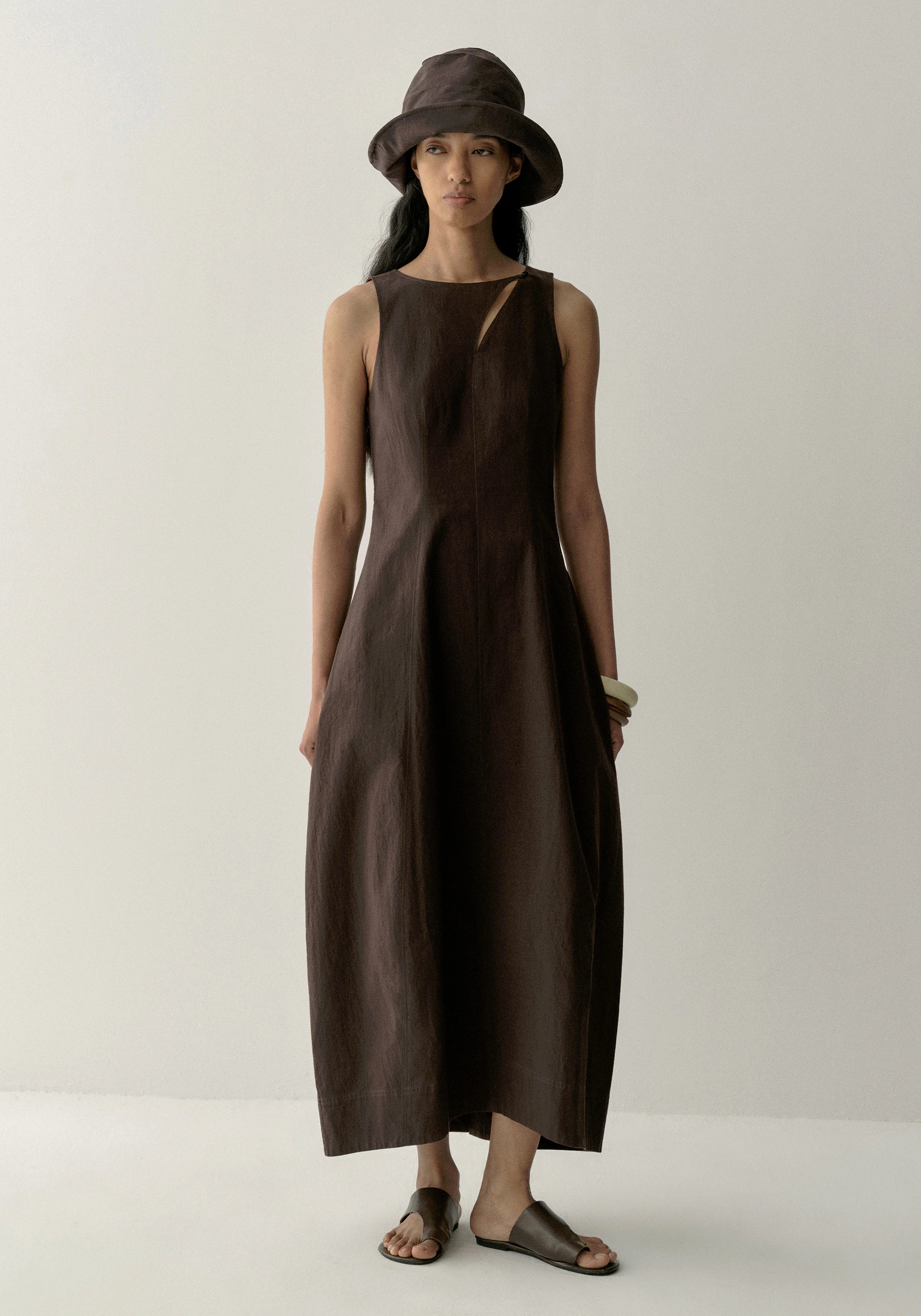 #color_raw umber