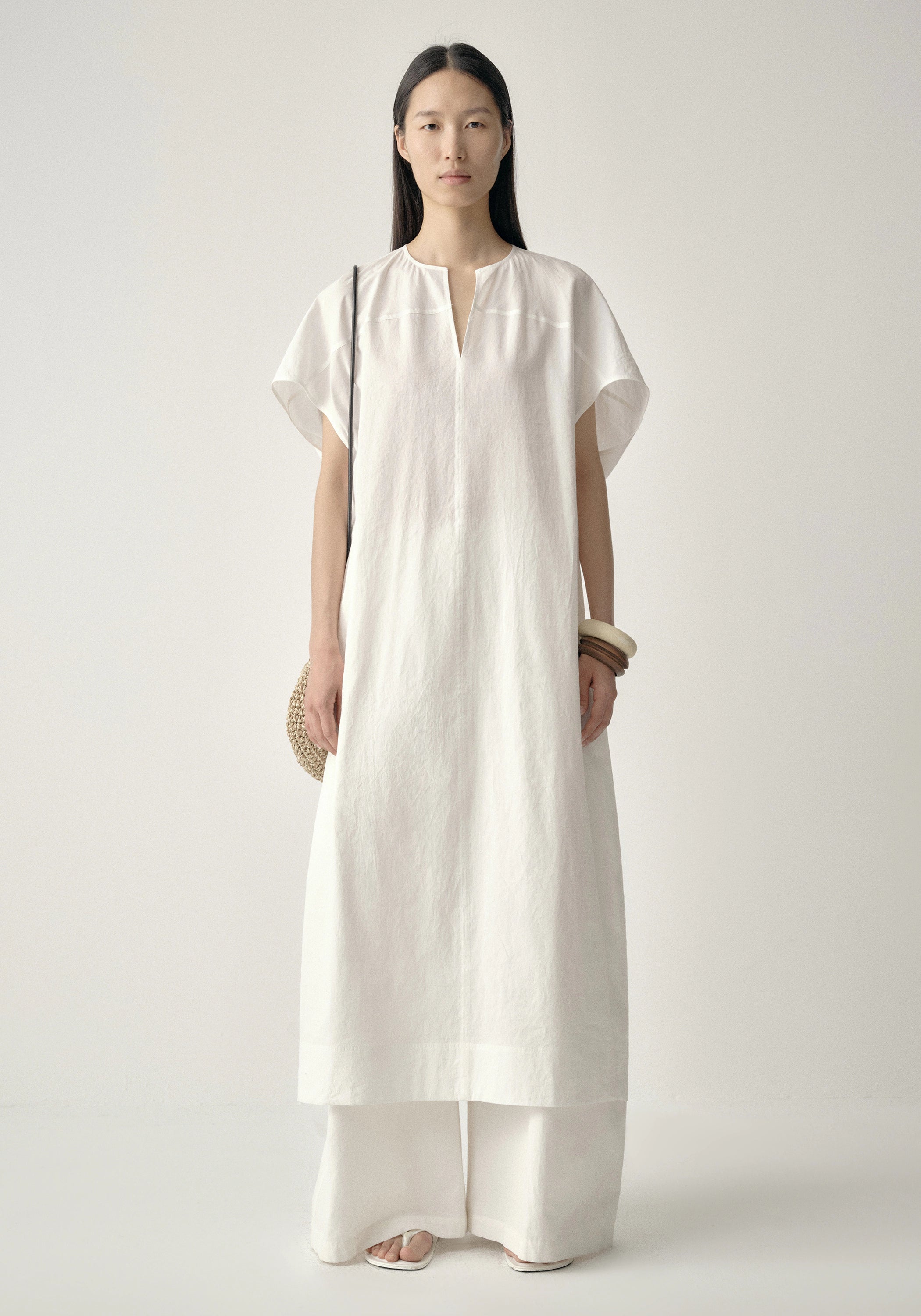 #color_off white