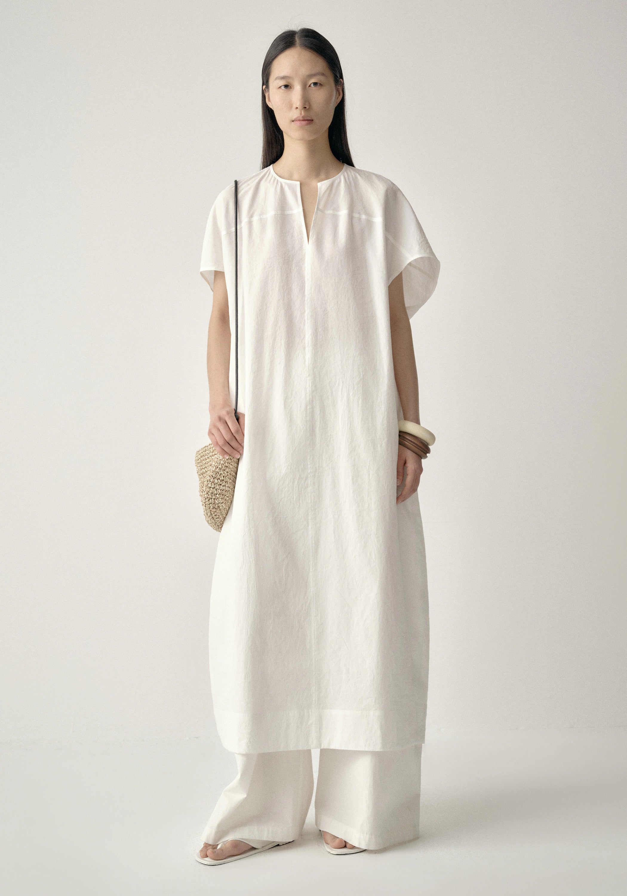 #color_off white