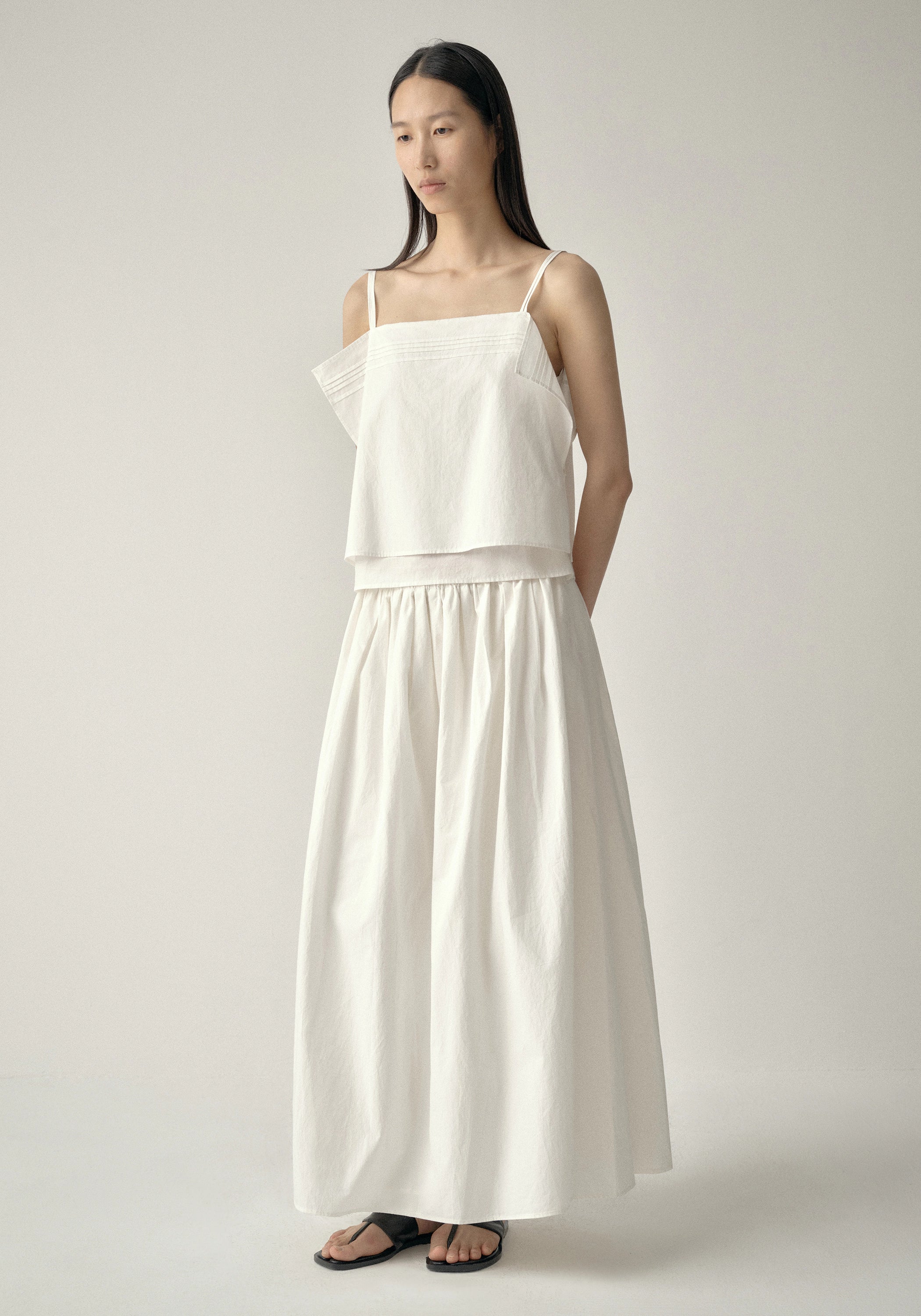 #color_off white