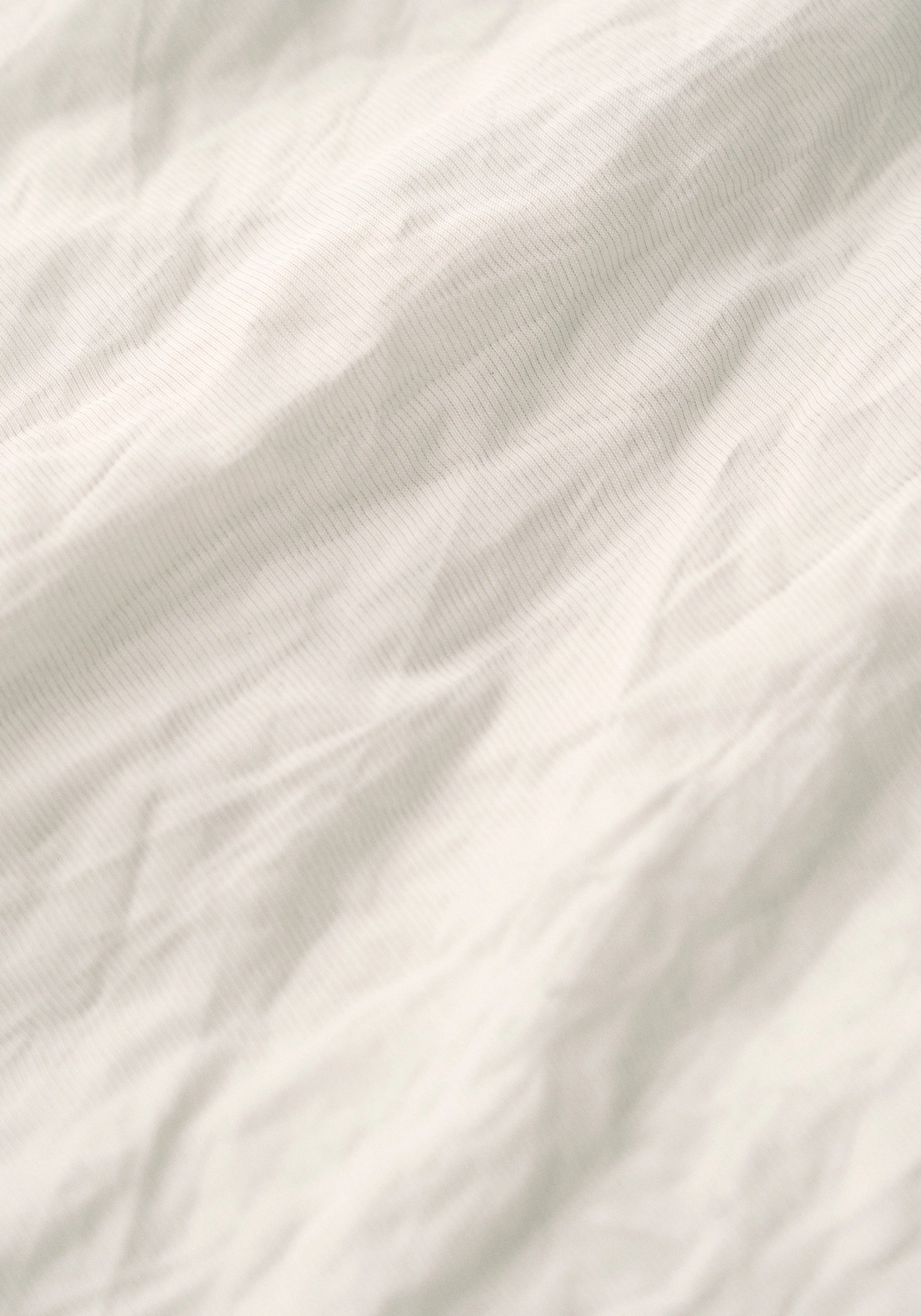 #color_off white
