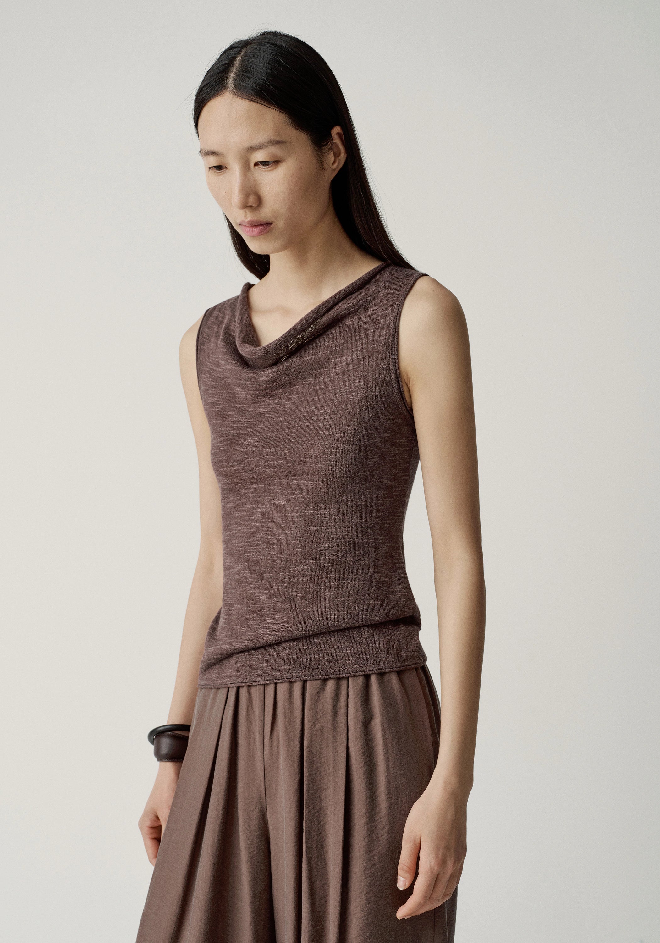 #color_raw umber