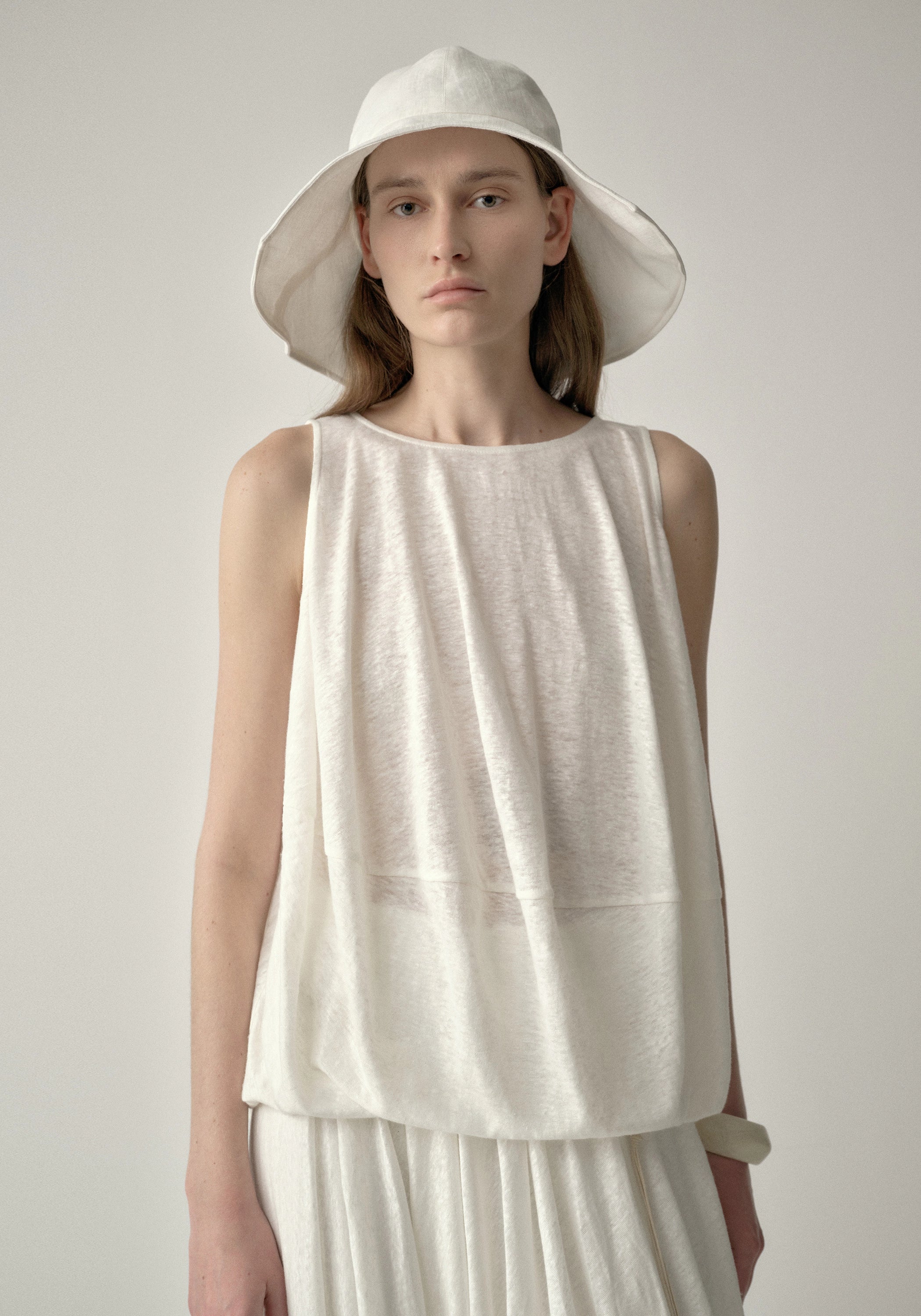 #color_off white
