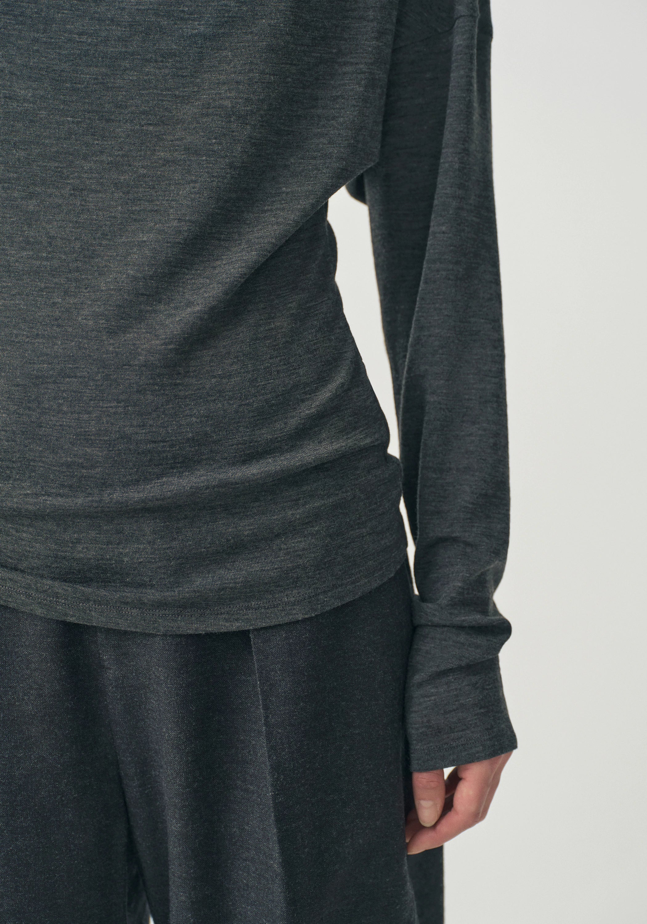 #color_dark gray
