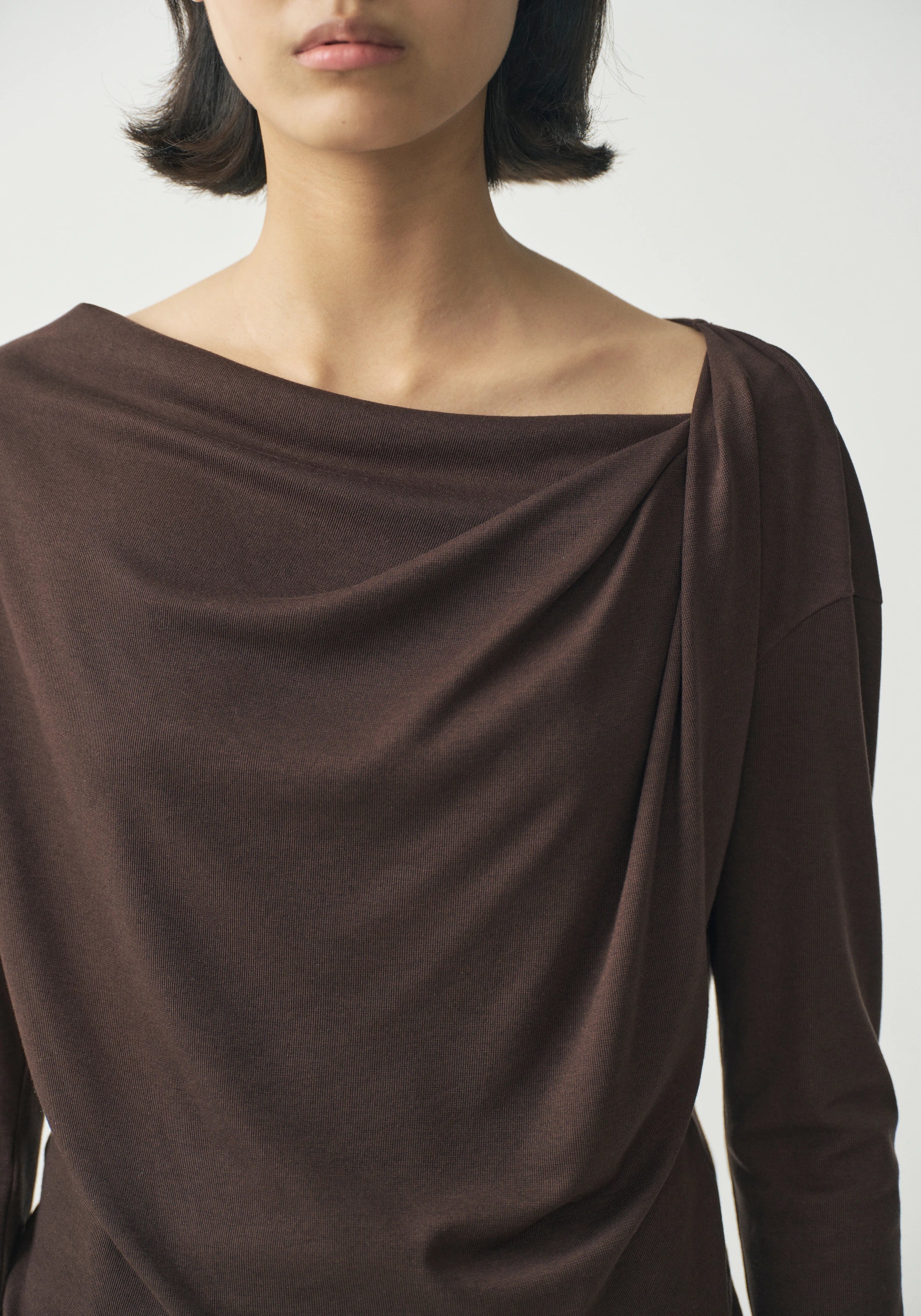#color_raw umber
