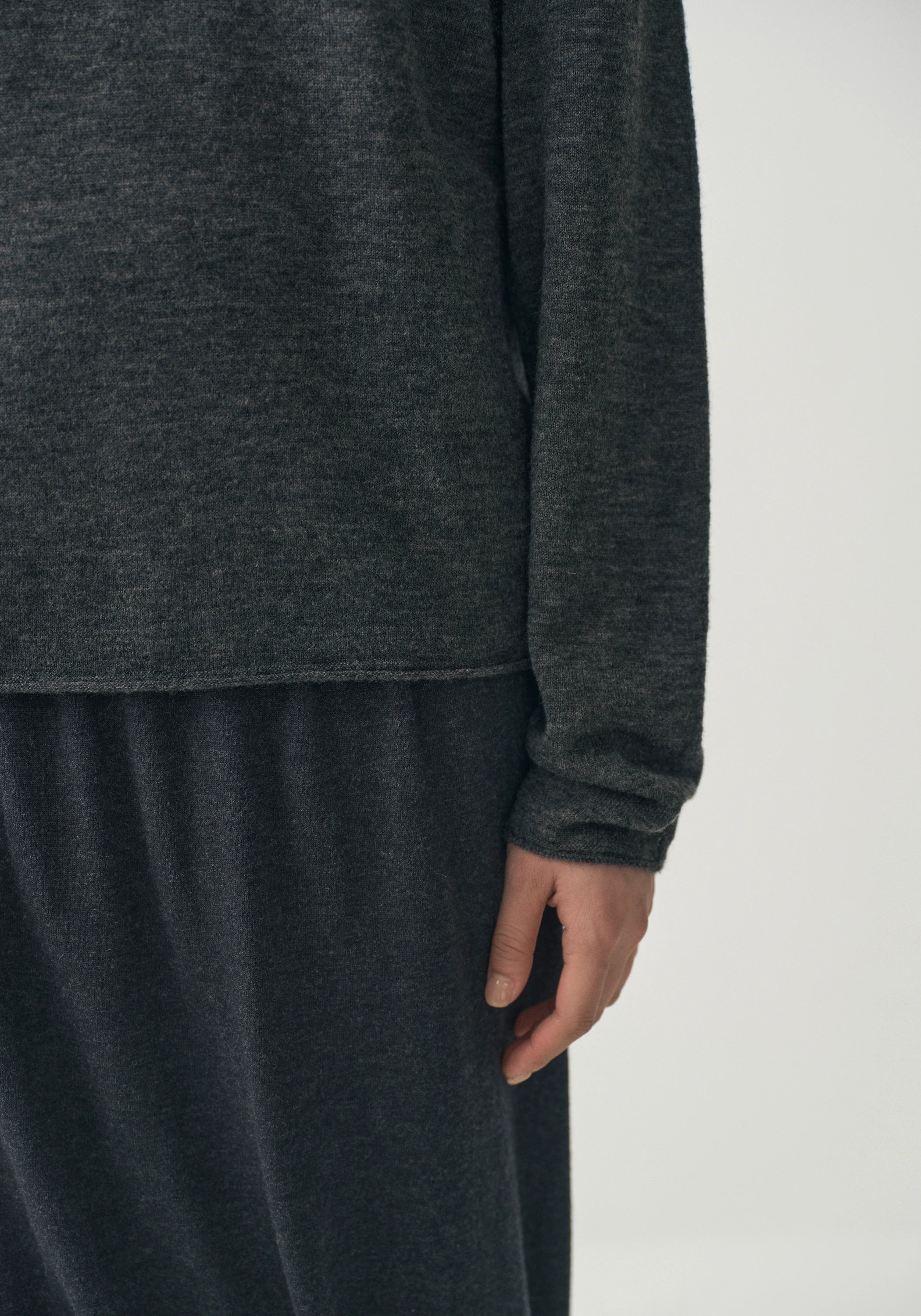 #color_dark gray