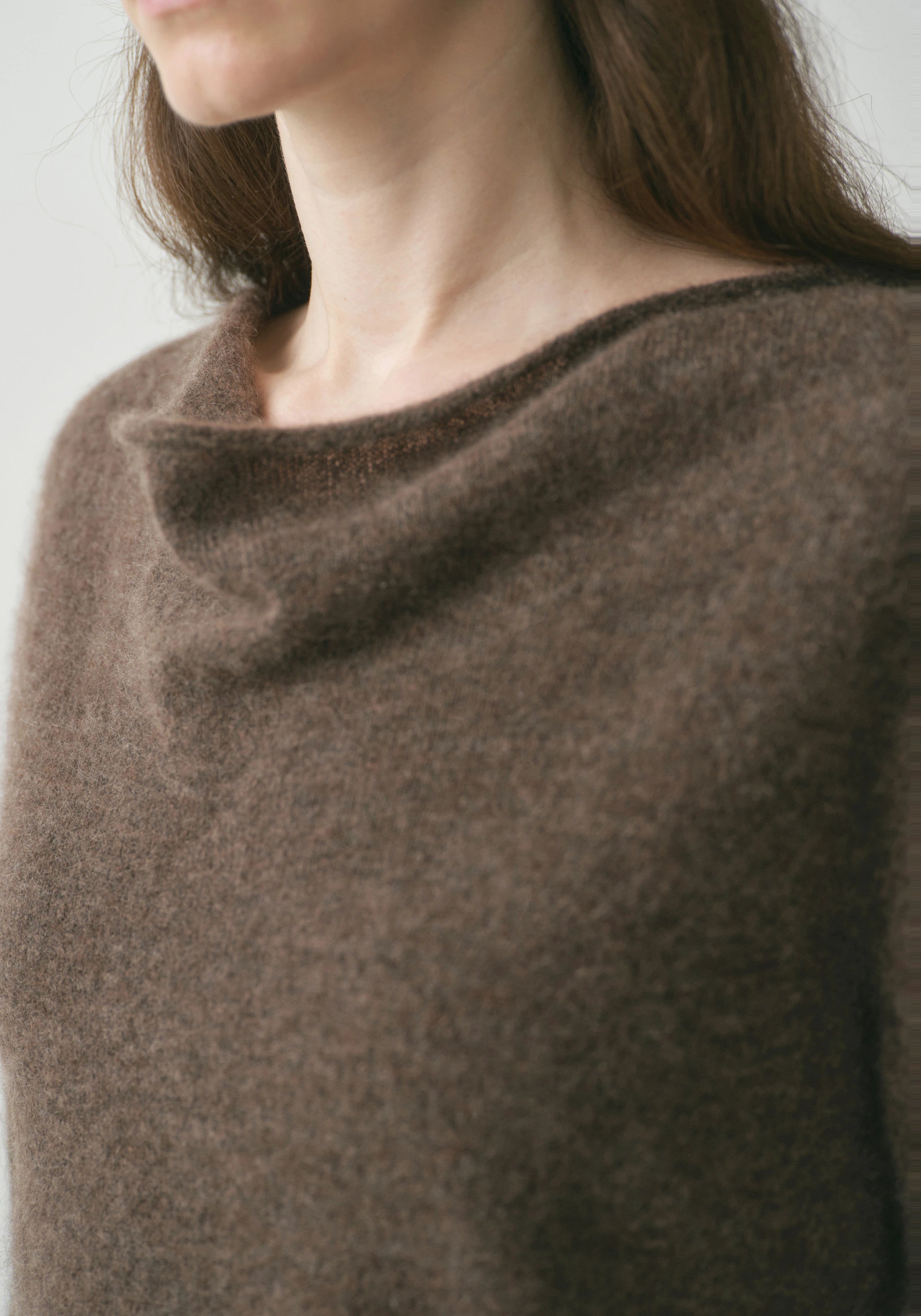 #color_raw umber