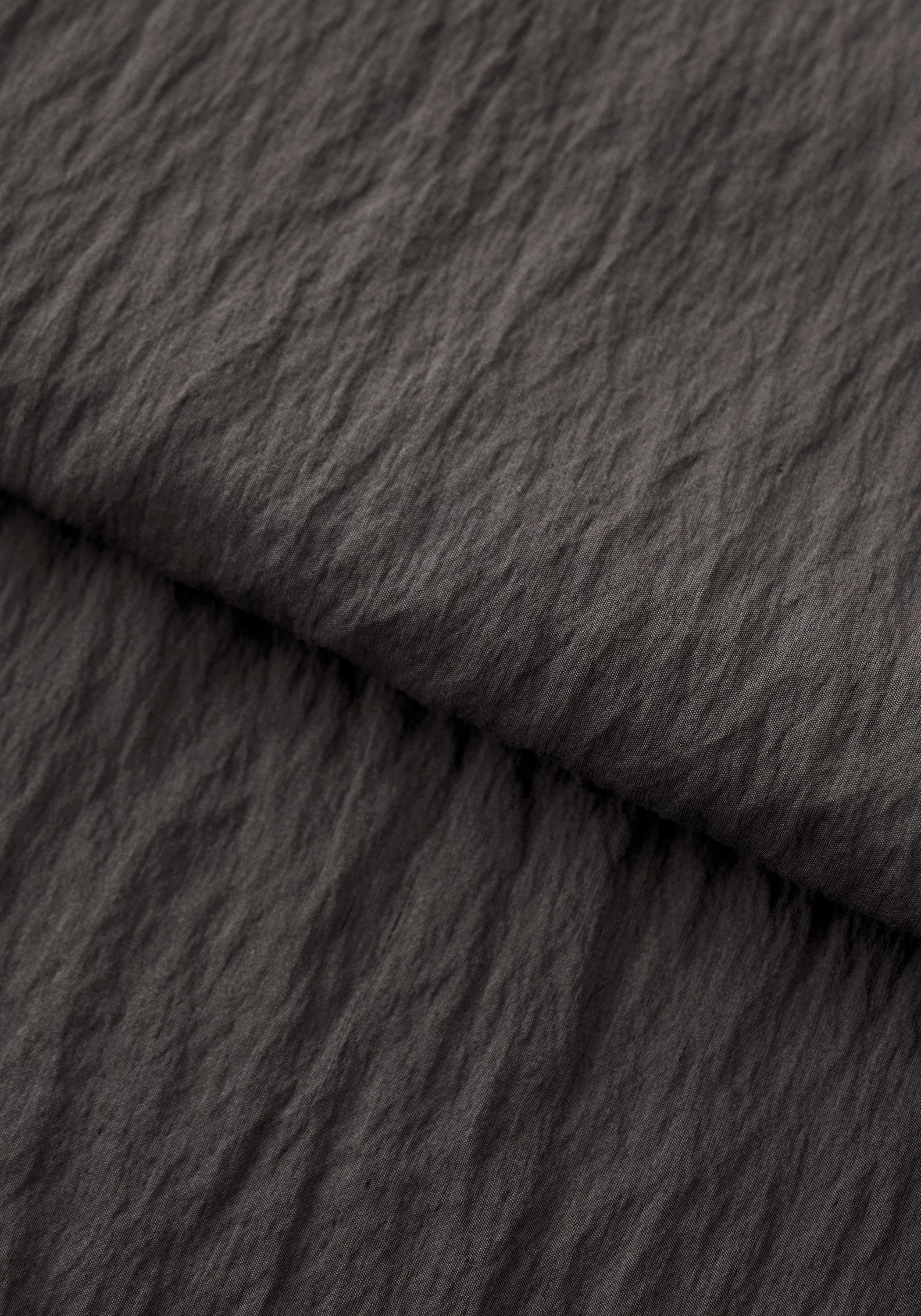 #color_plum brown