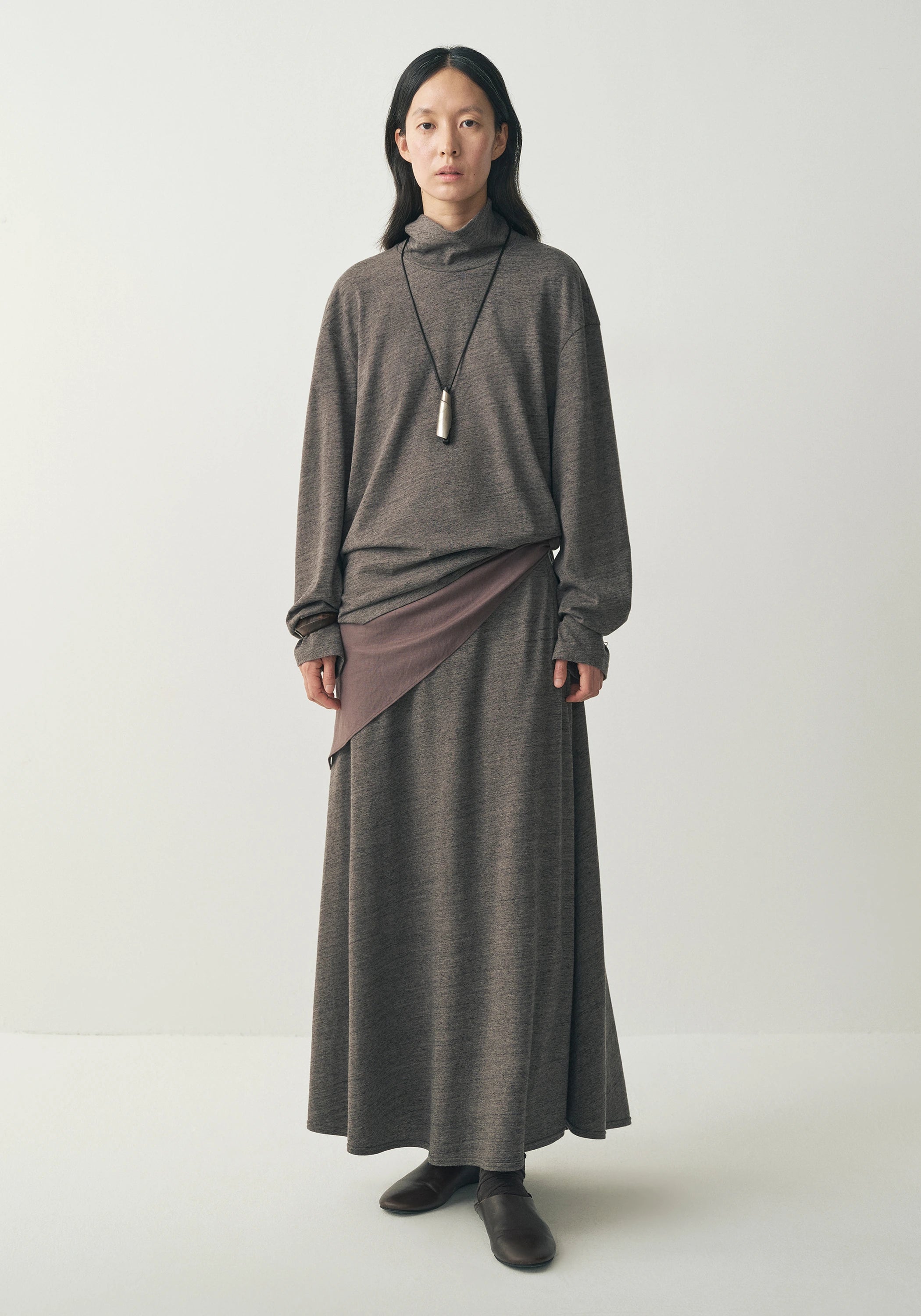 #color_plum brown