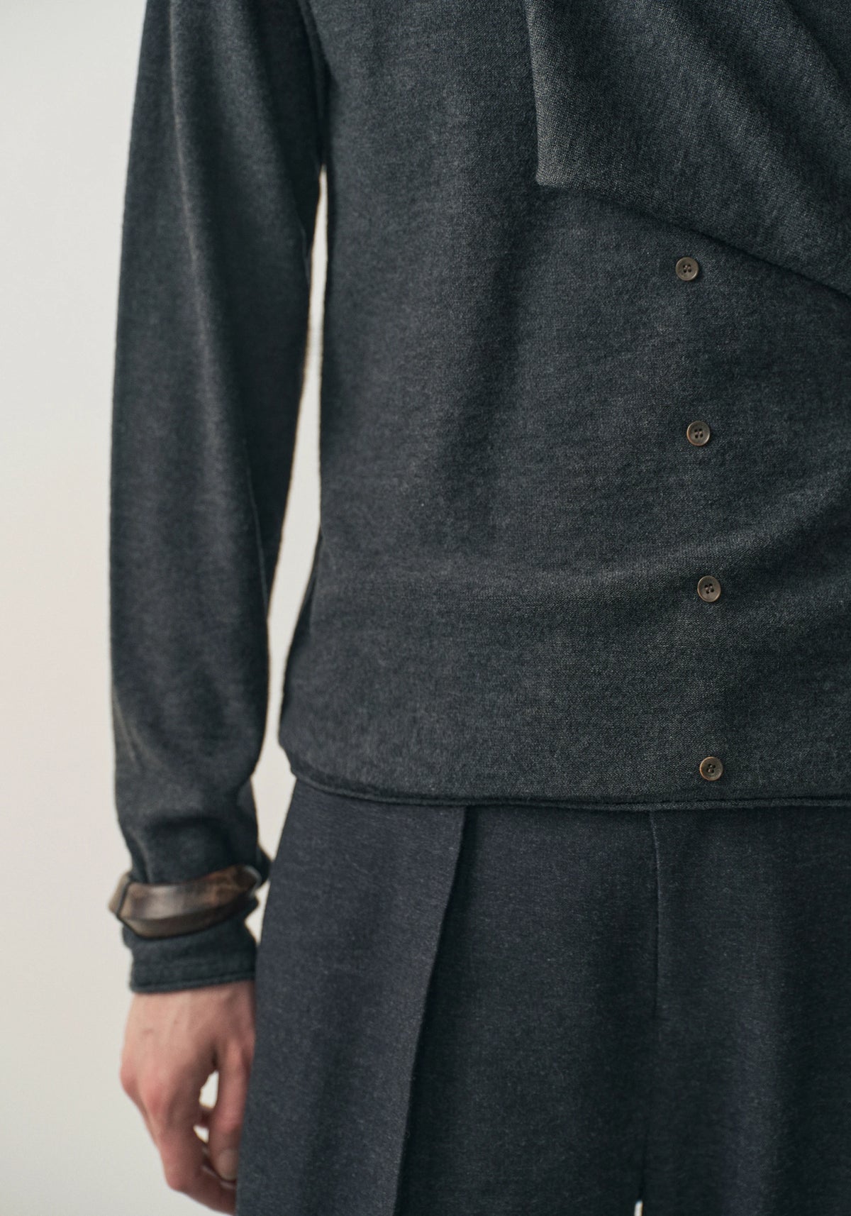 #color_dark gray