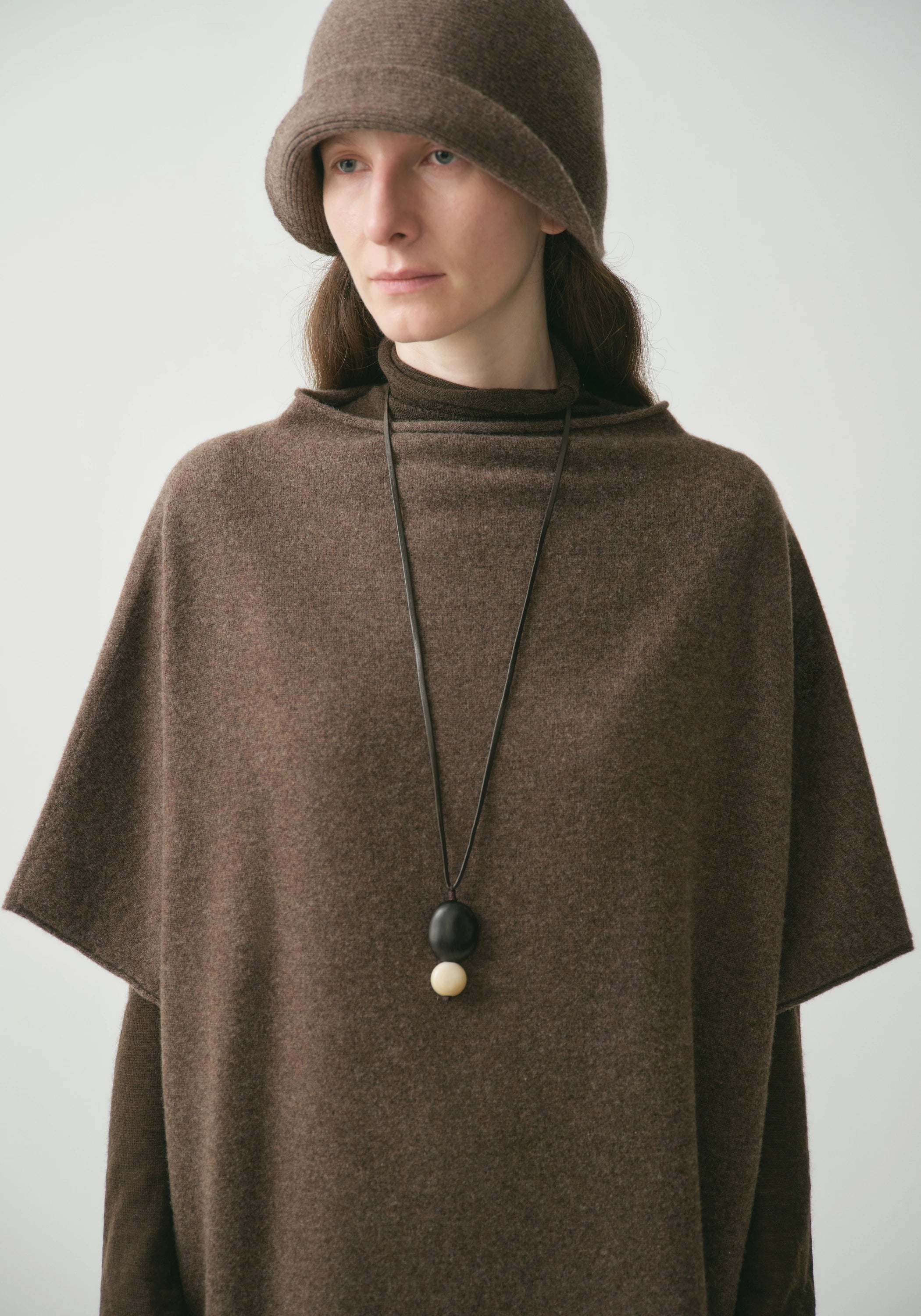 #color_raw umber