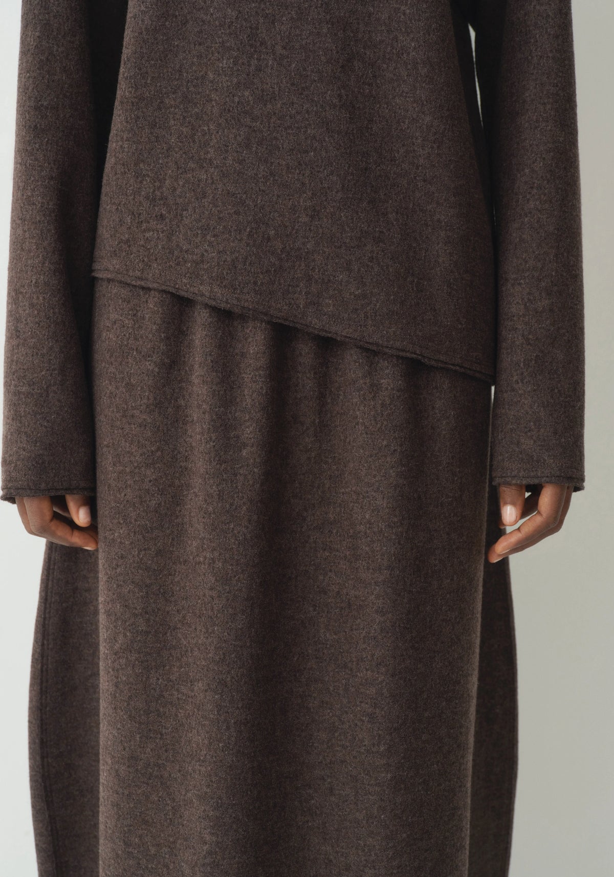 #color_raw umber