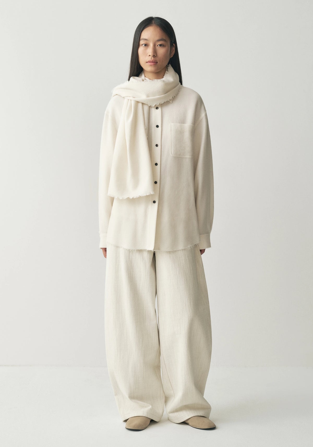 #color_off white