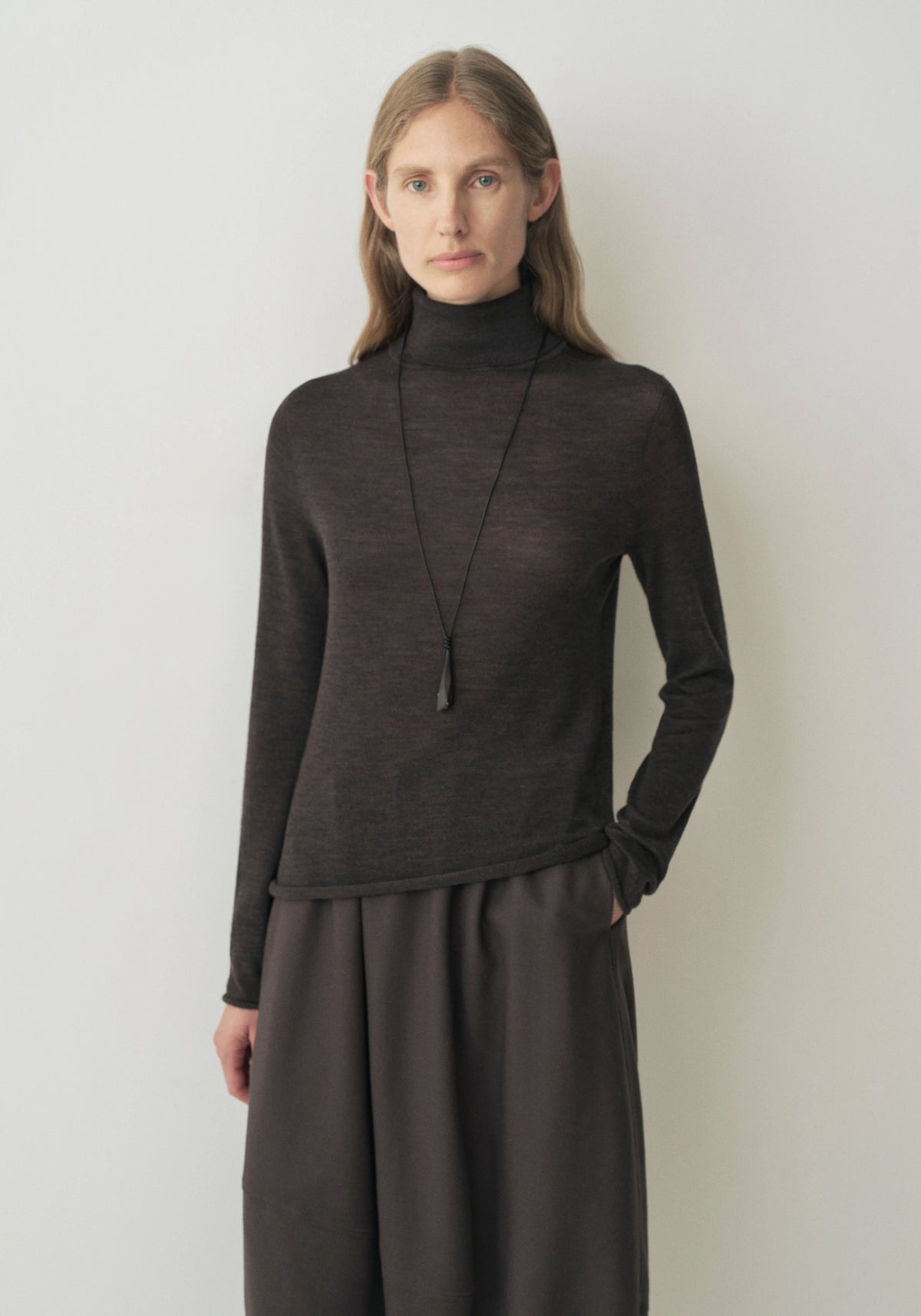 #color_raw umber
