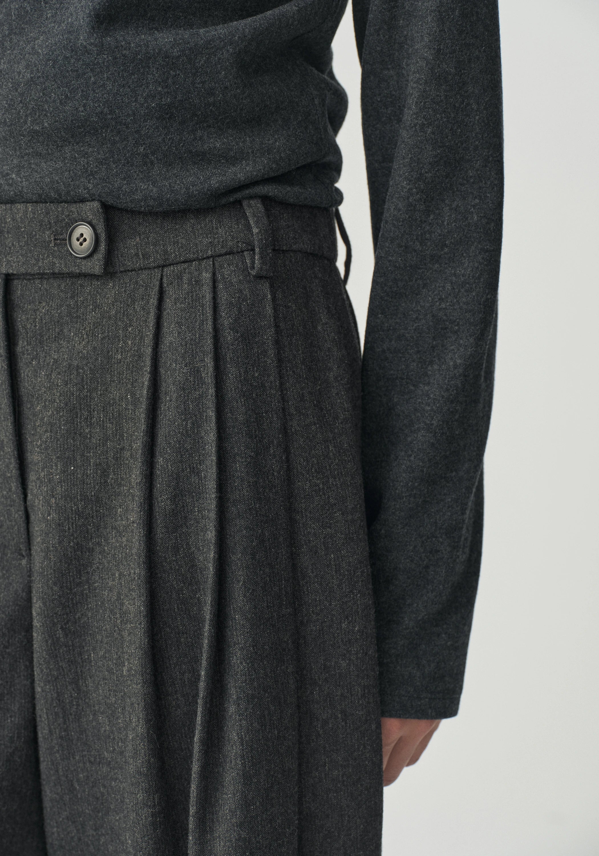 #color_dark gray