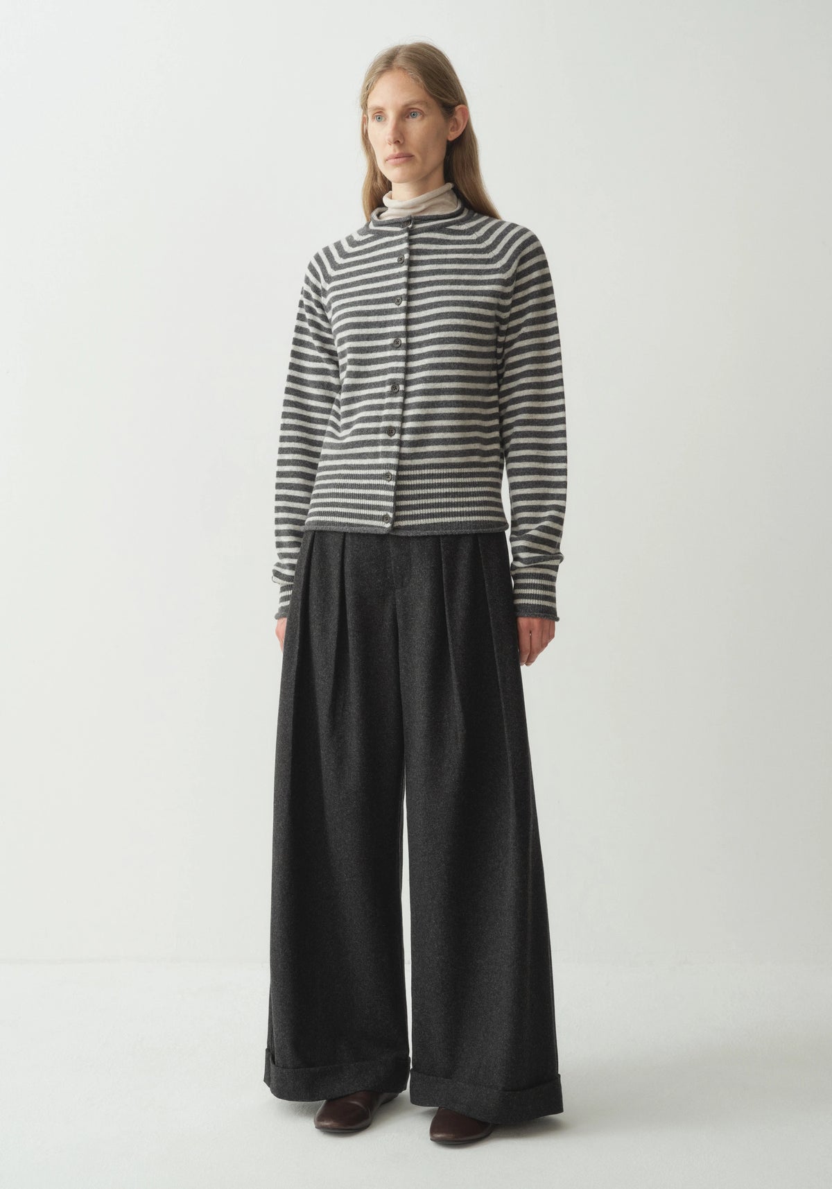 #color_dark gray