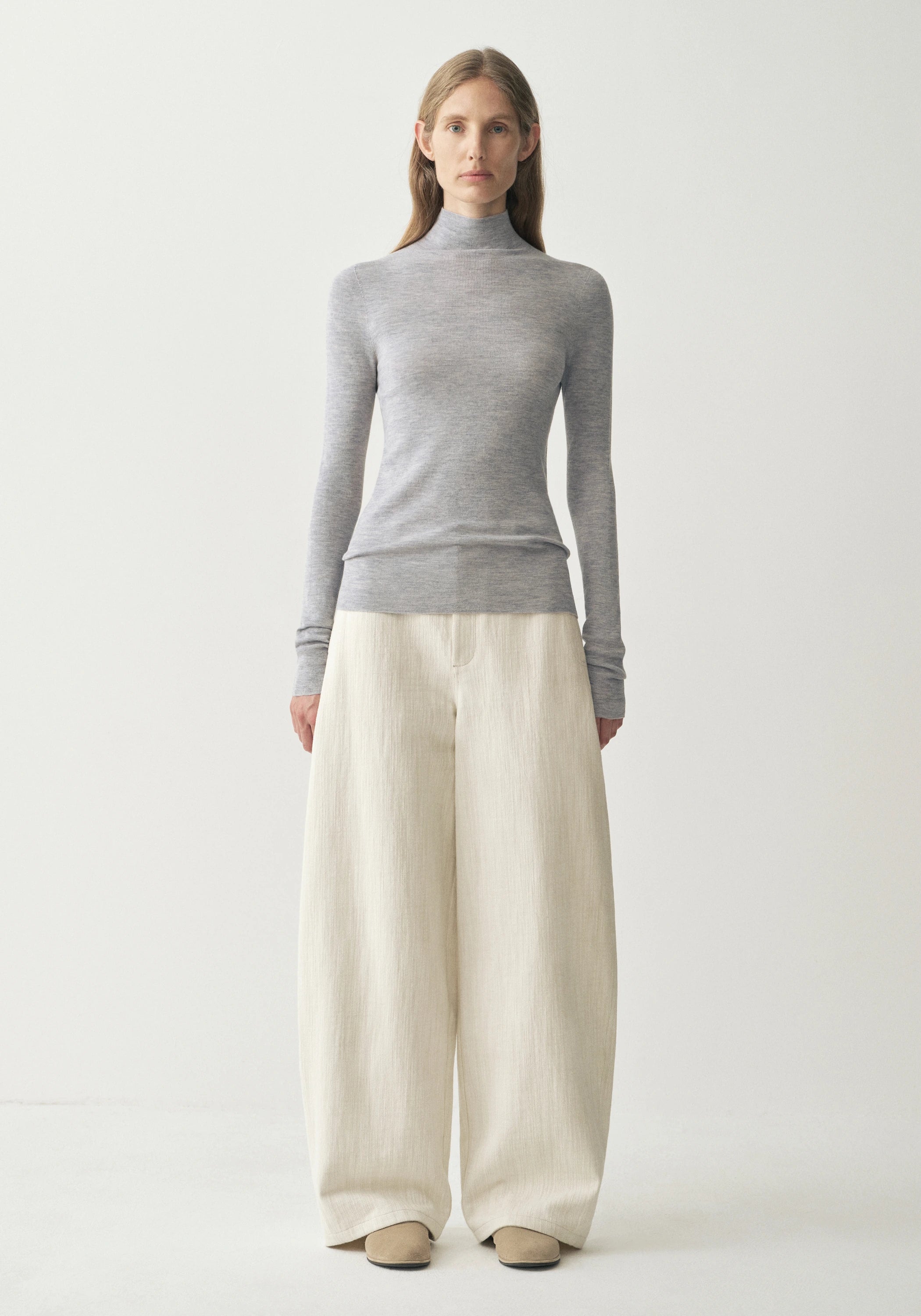 #color_off white