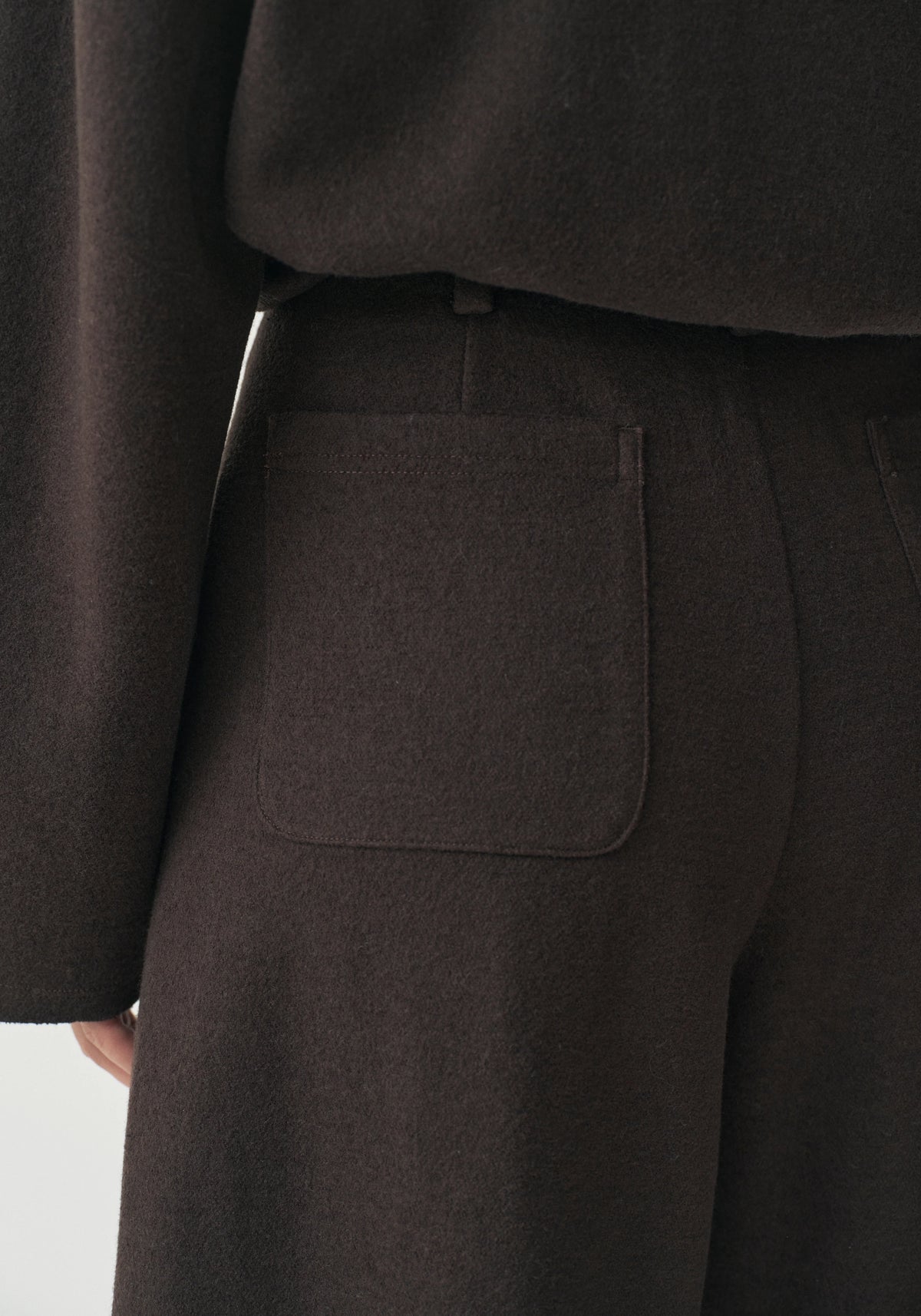 #color_raw umber