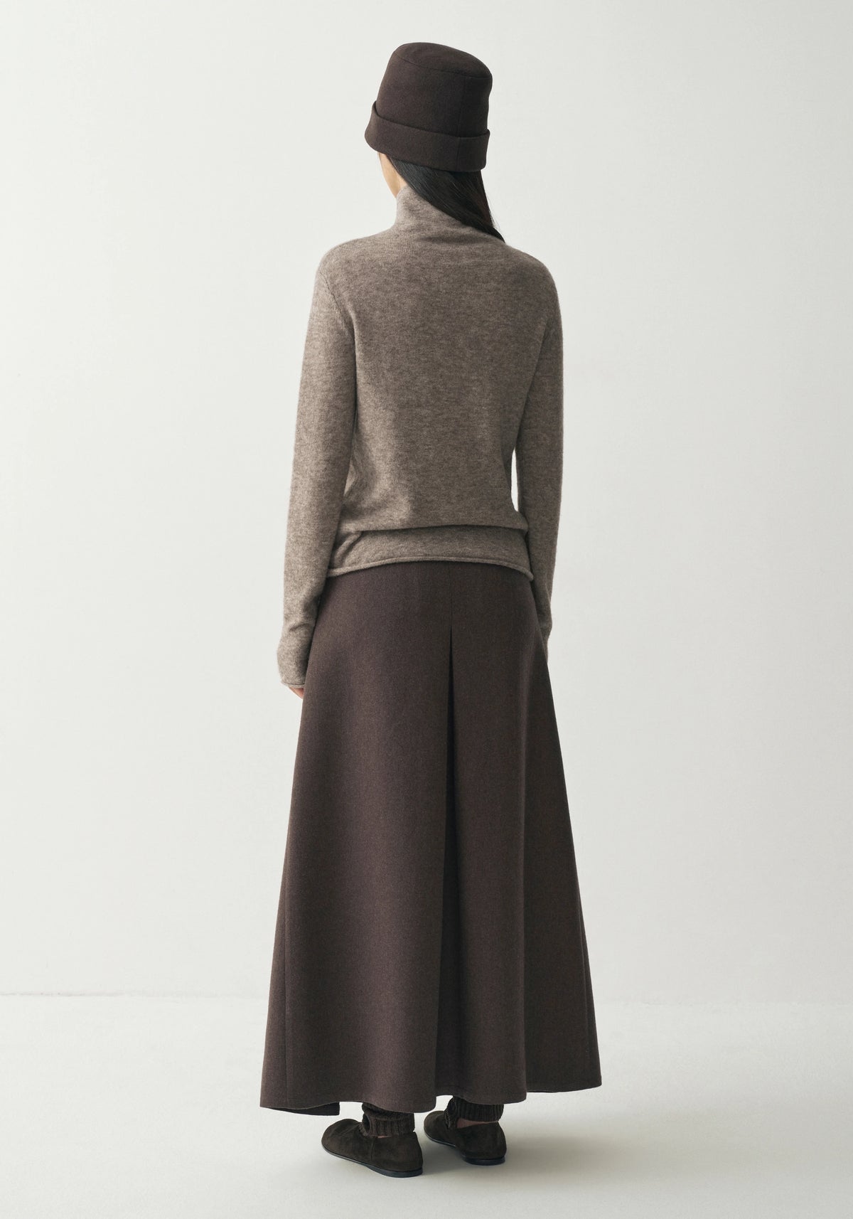 #color_raw umber