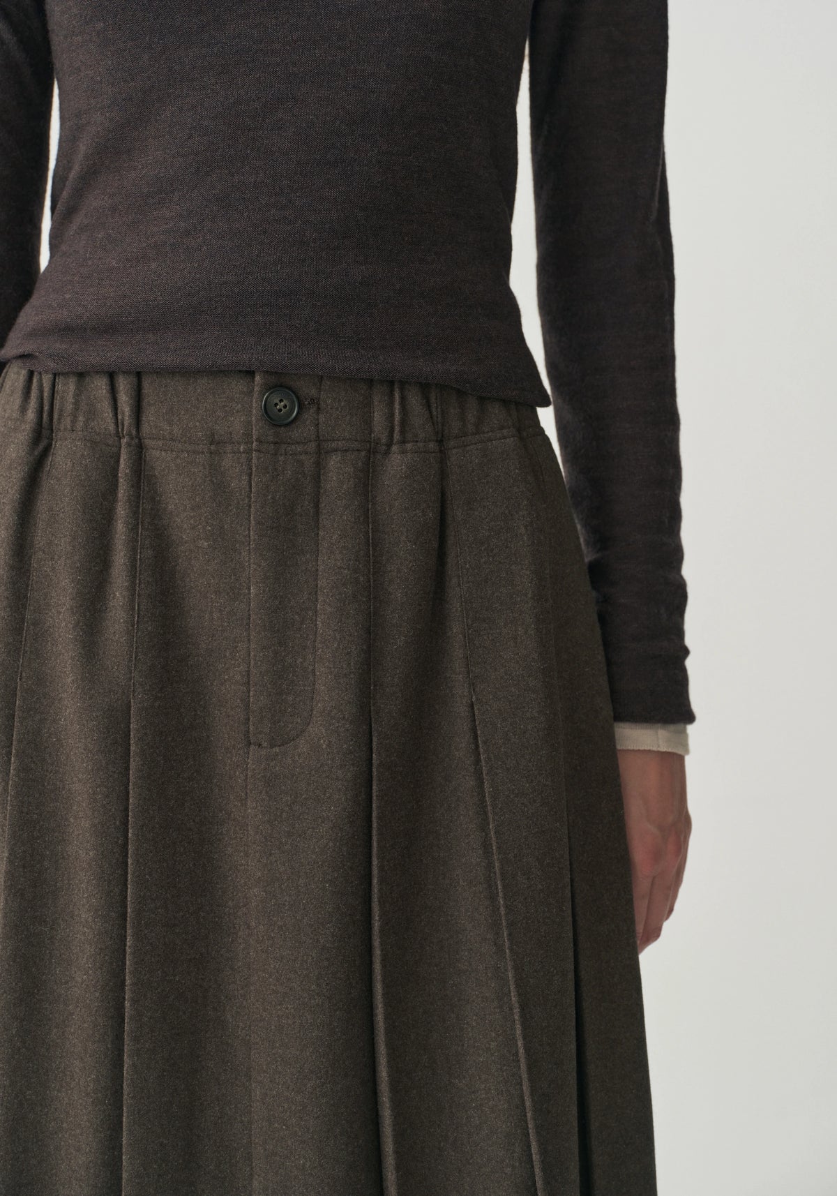 #color_raw umber