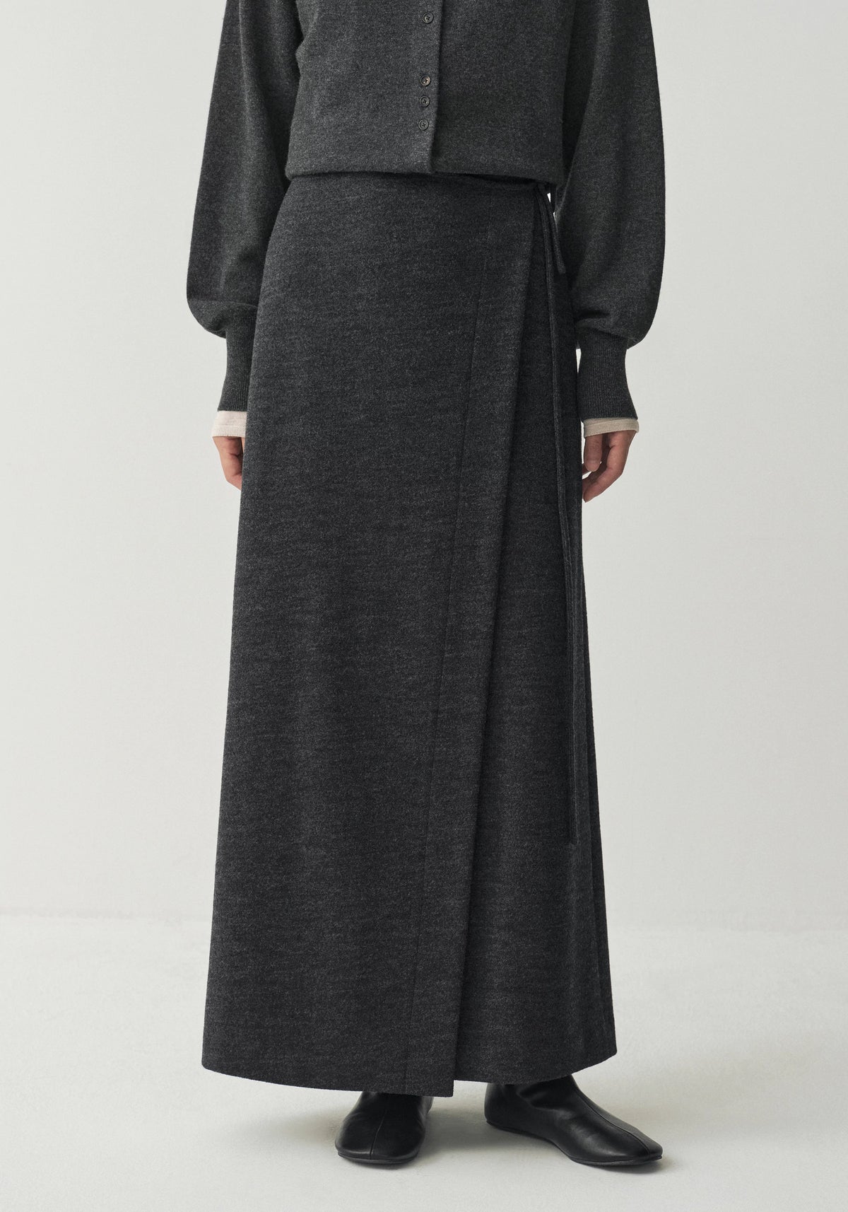 #color_dark gray