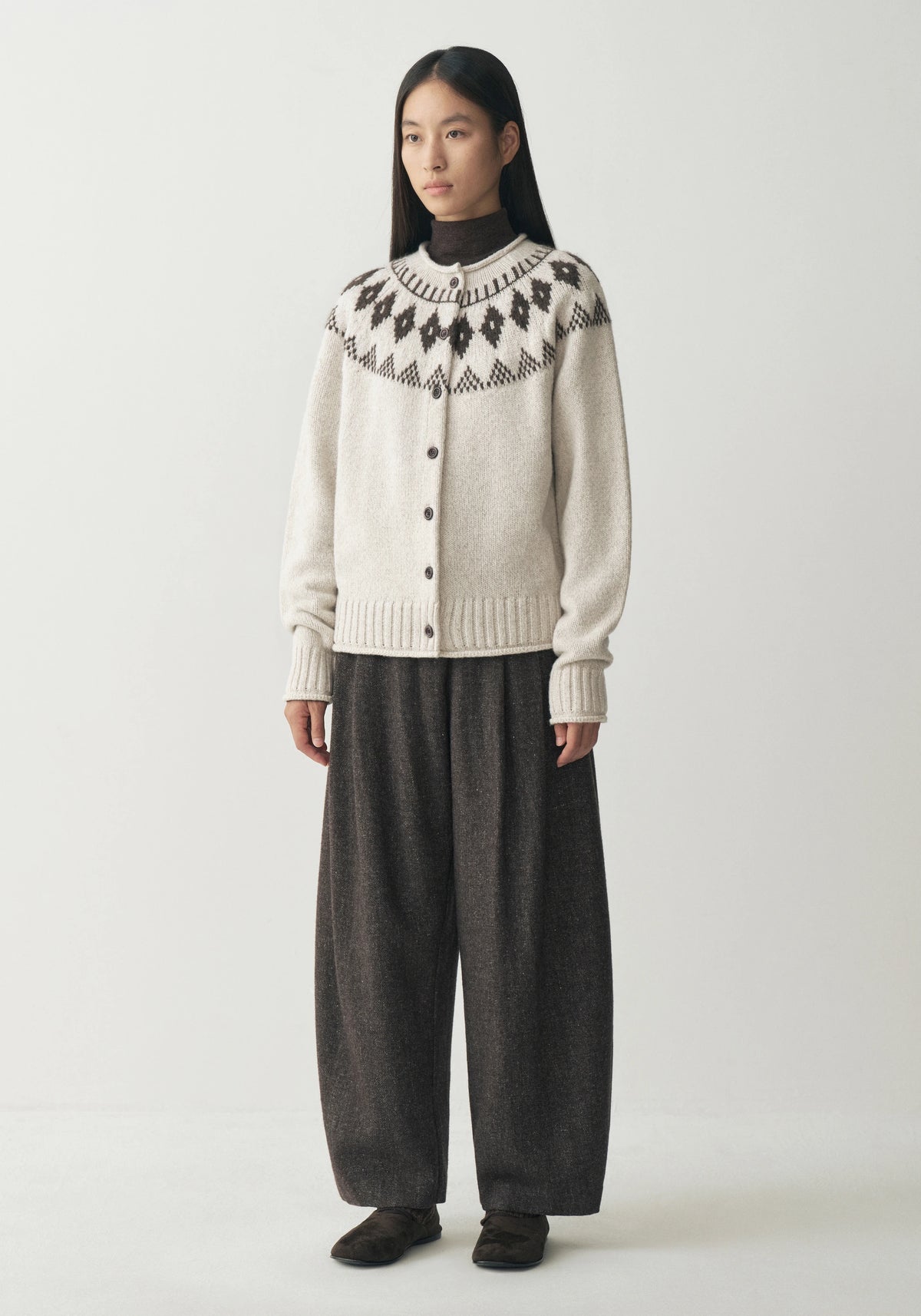 #color_off white