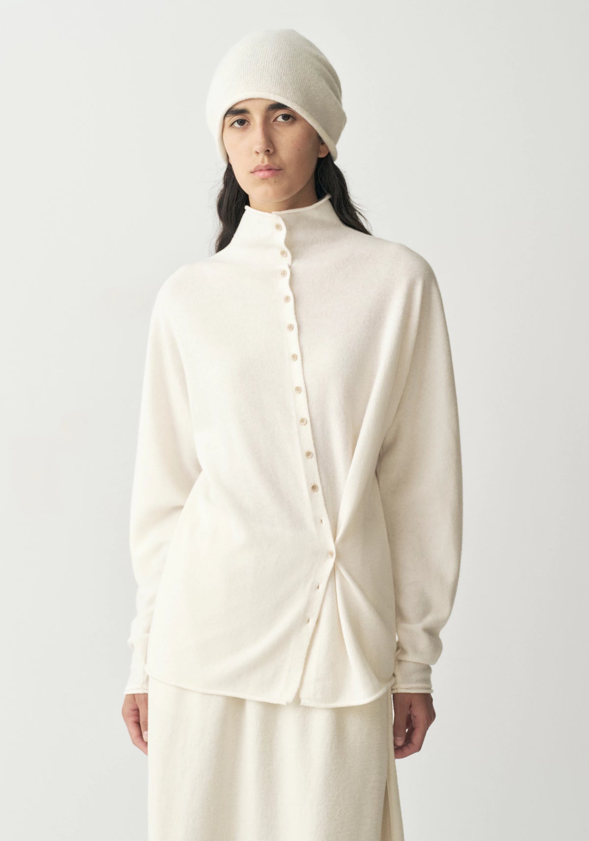#color_off white