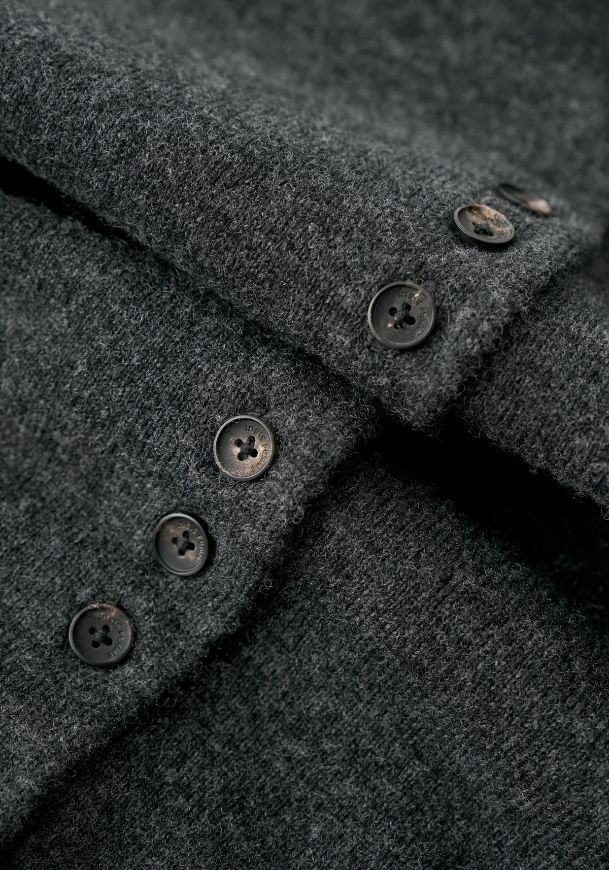 #color_dark gray