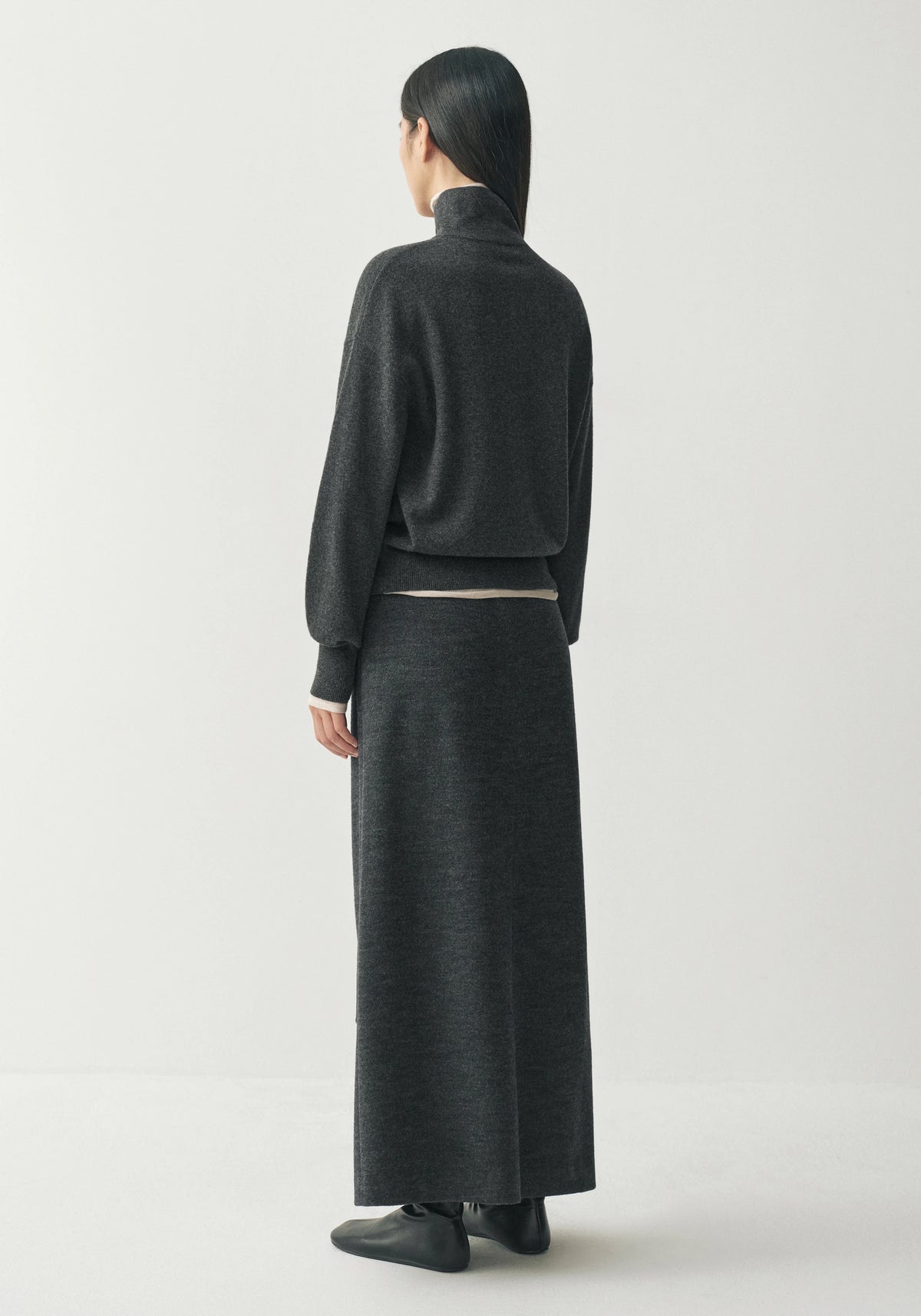 #color_dark gray