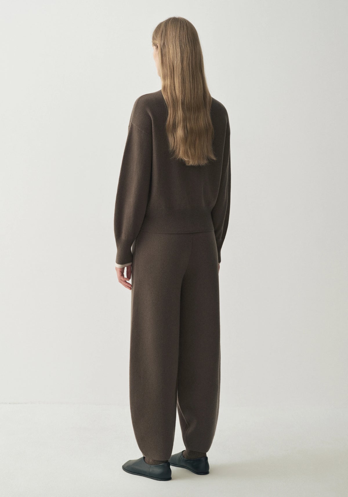 #color_raw umber