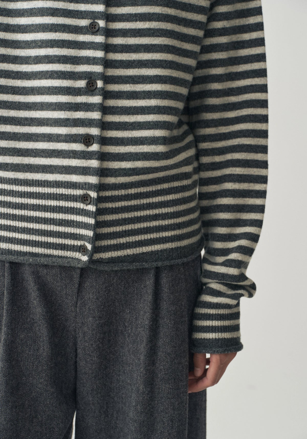 #color_dark gray
