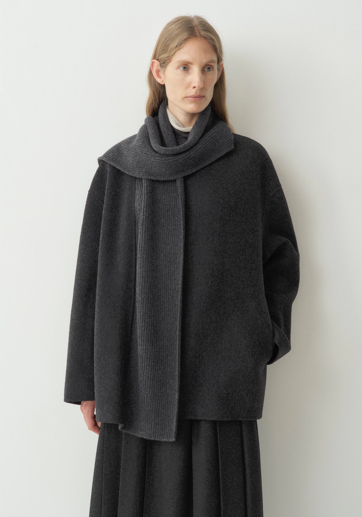 #color_dark gray