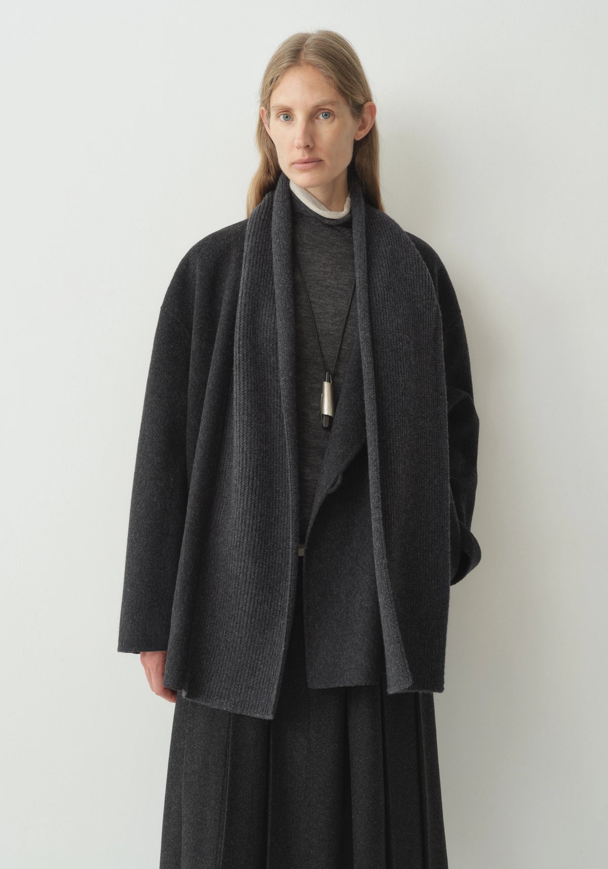 #color_dark gray