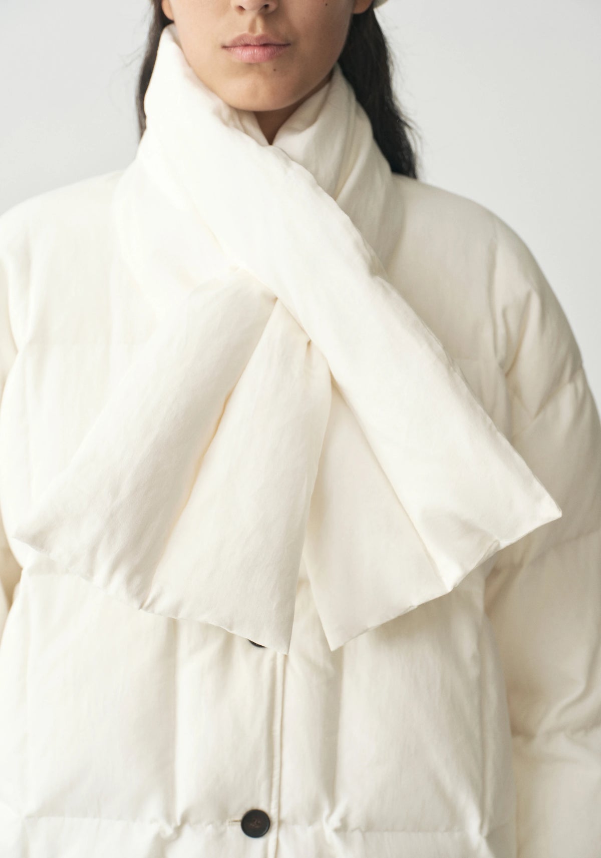 #color_off white