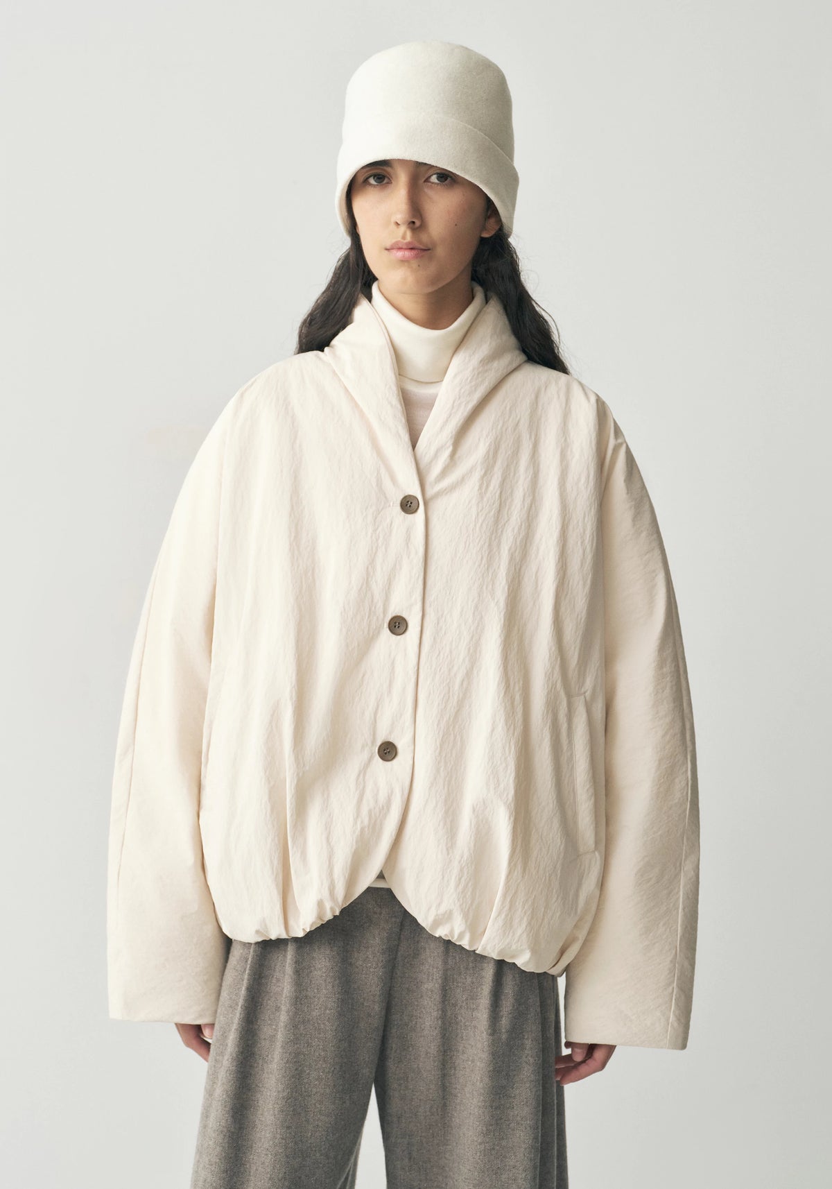 #color_off white
