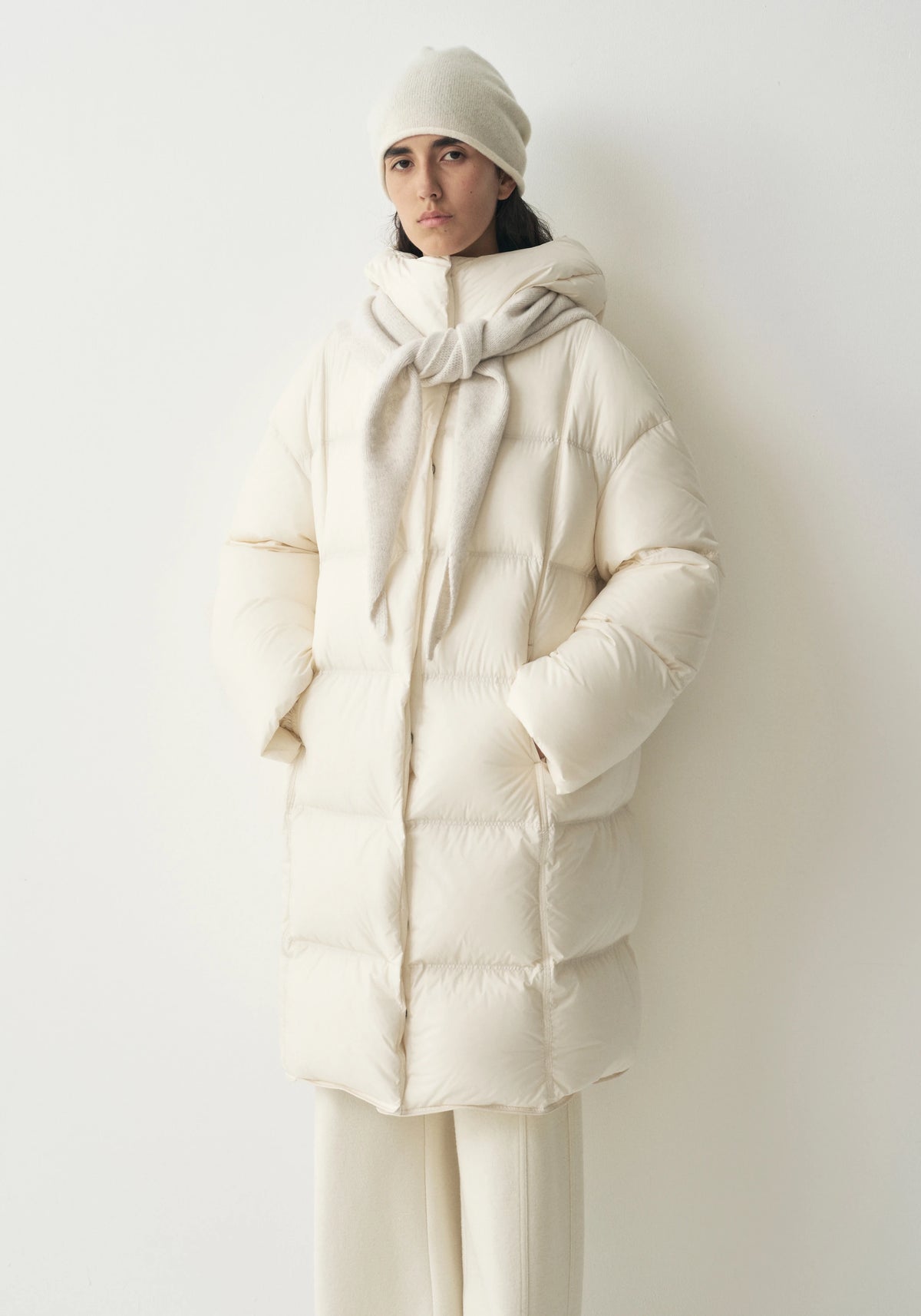 #color_off white