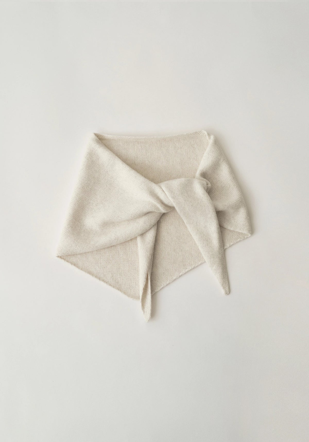 #color_off white