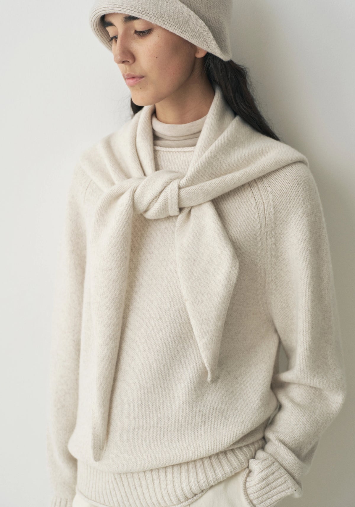 #color_off white
