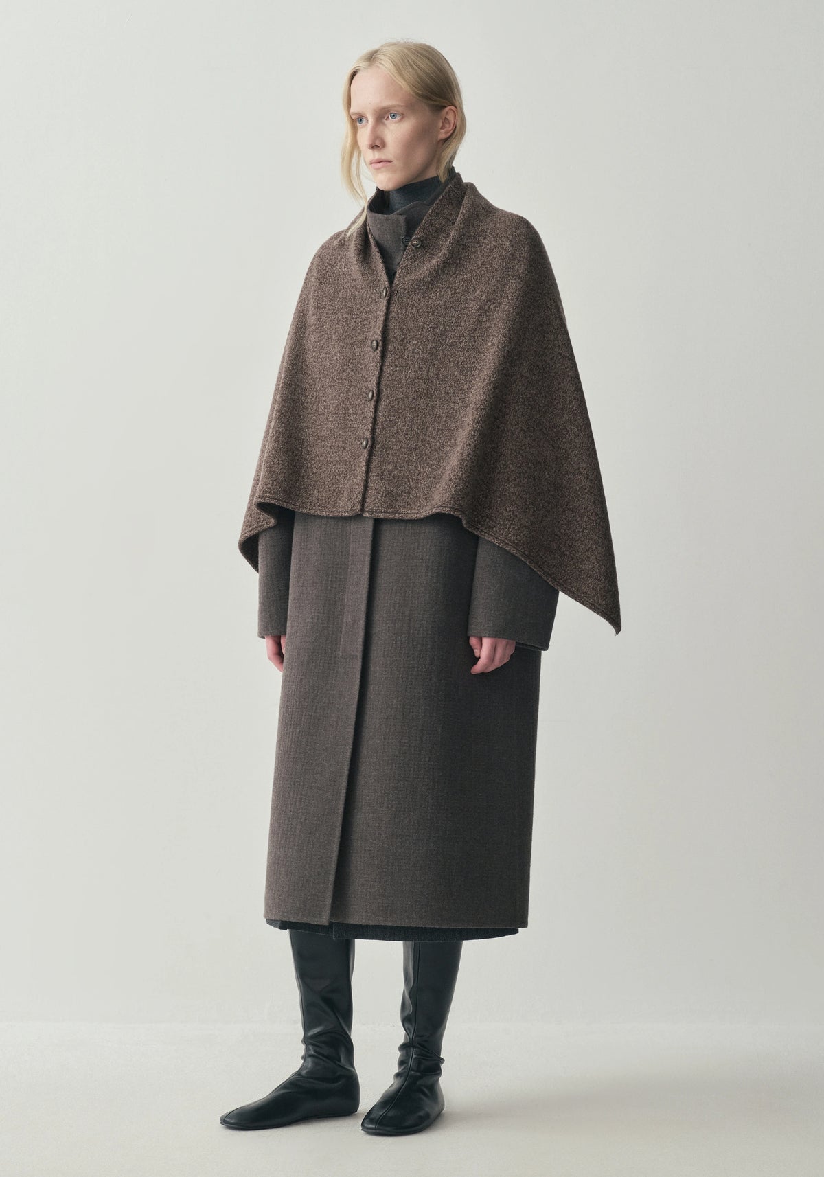 #color_raw umber