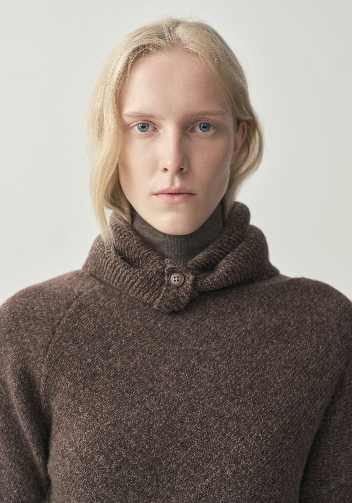 #color_raw umber