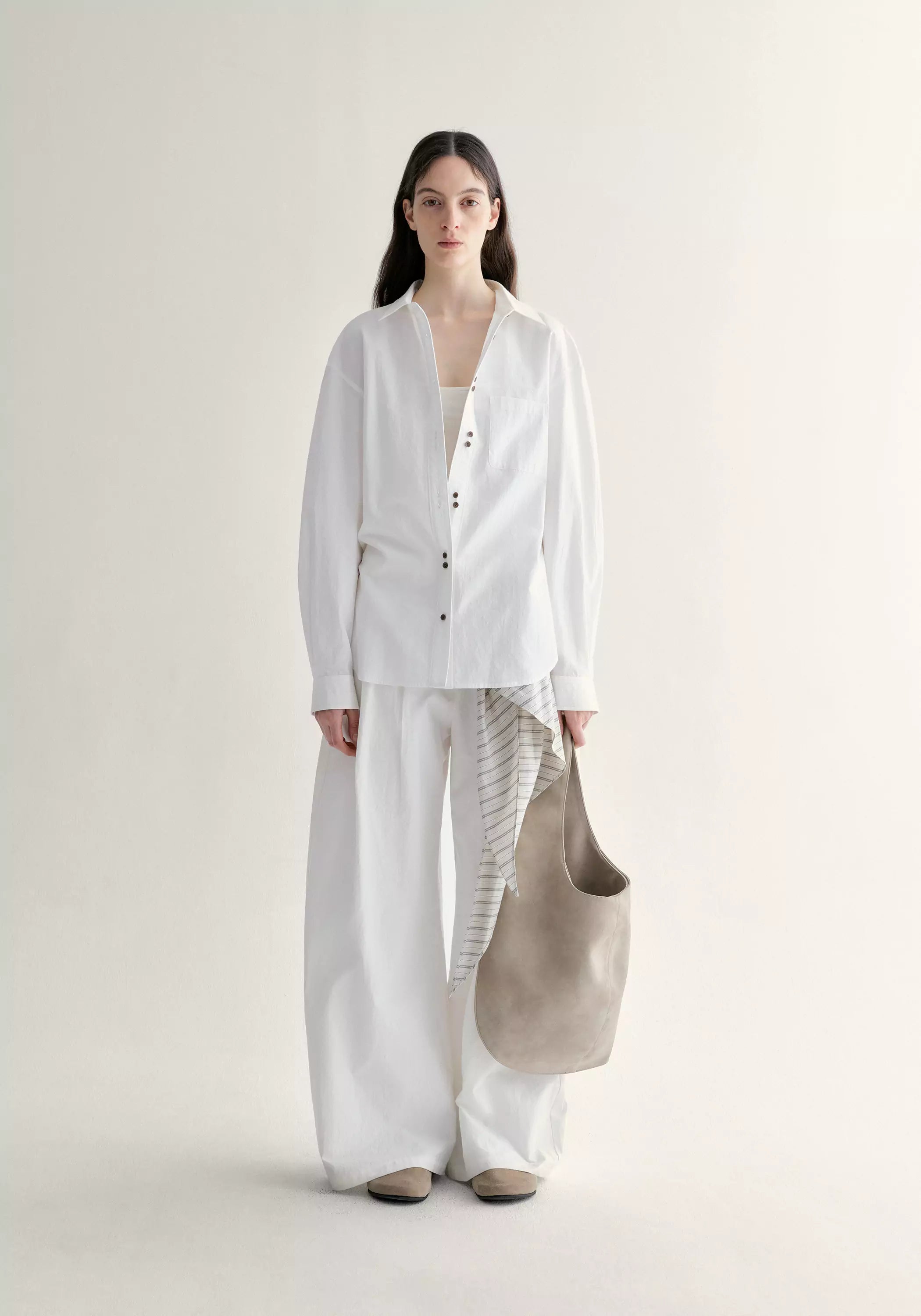 #color_off white