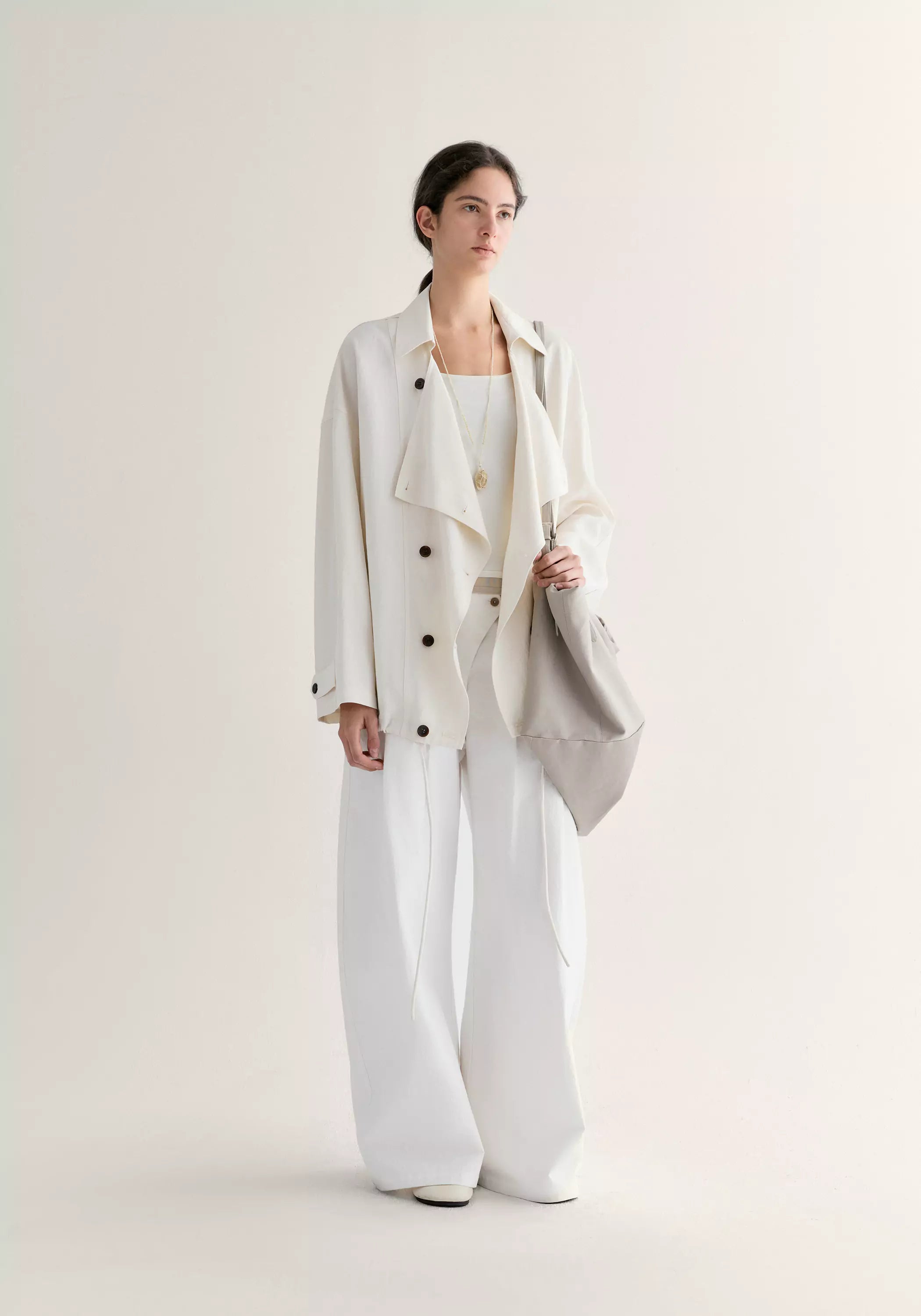 #color_cream white