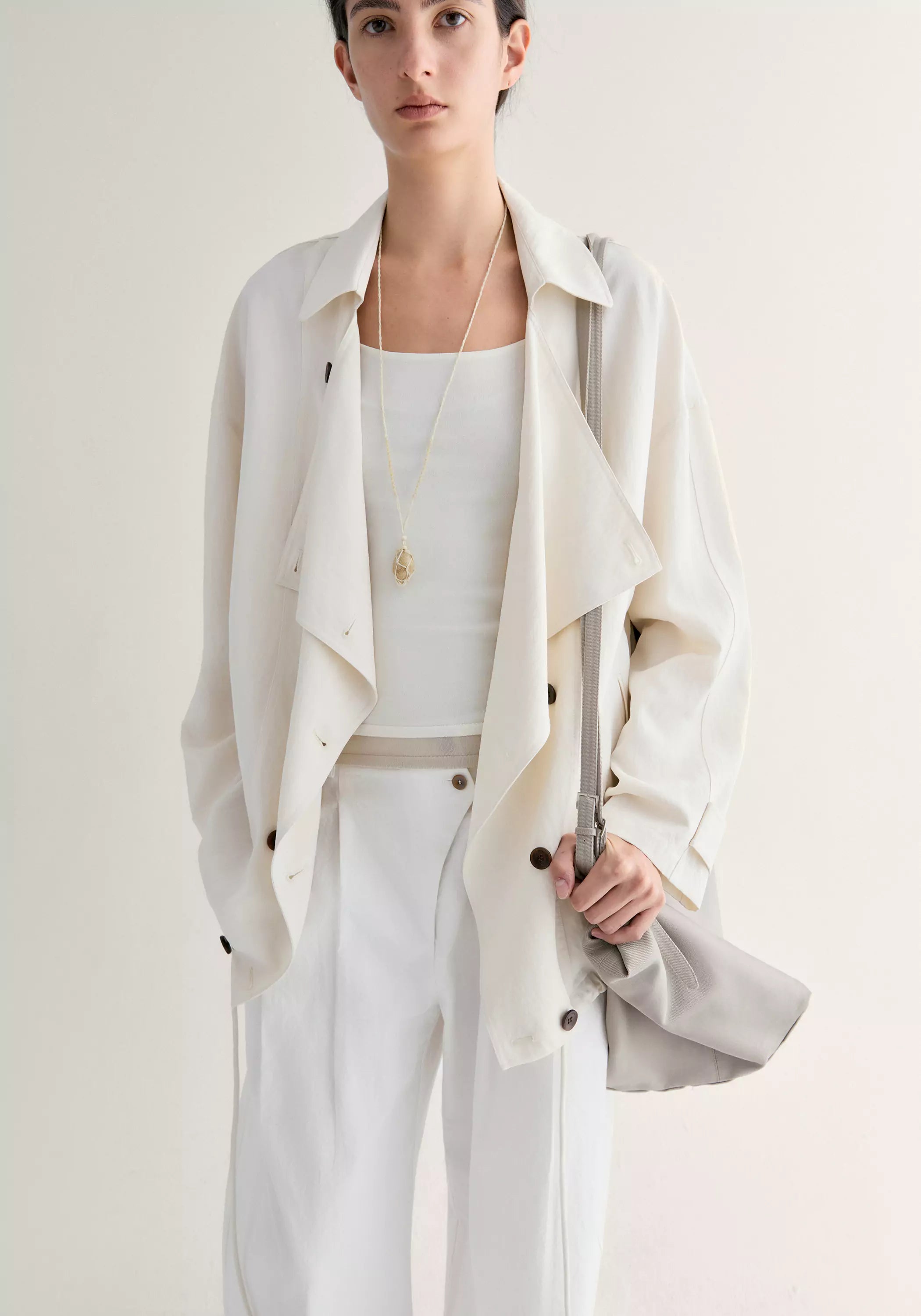 #color_cream white