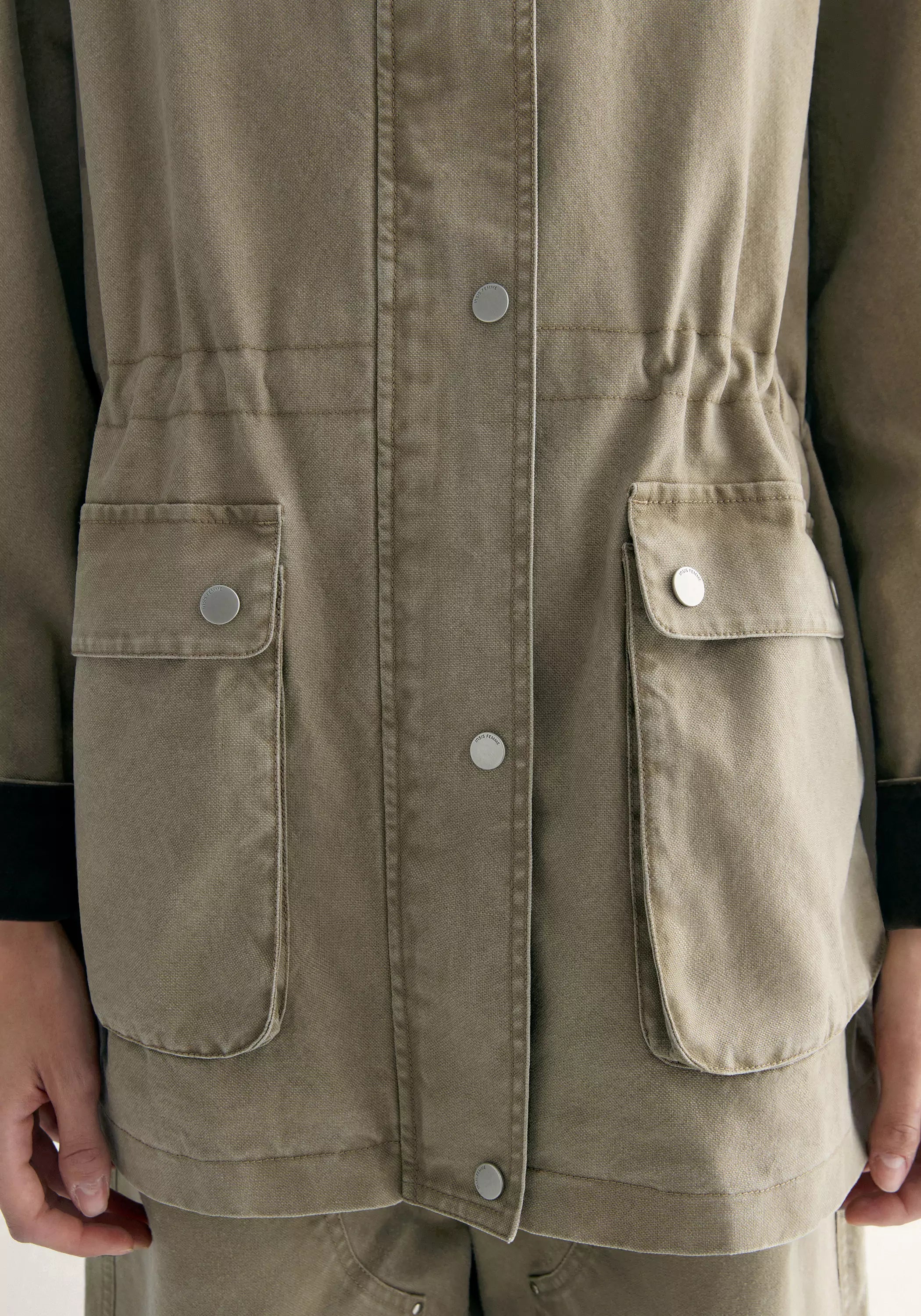 #color_khaki