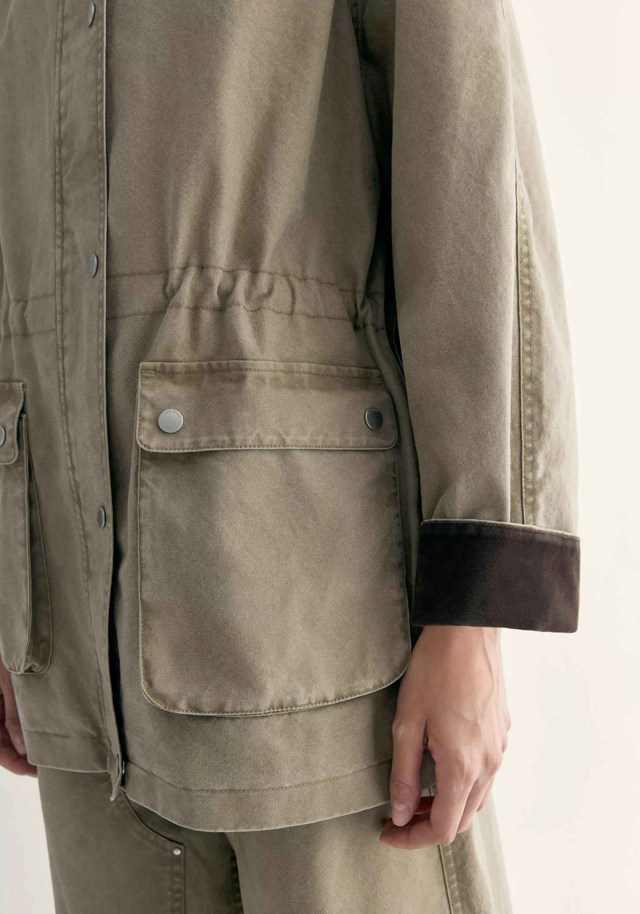 #color_khaki