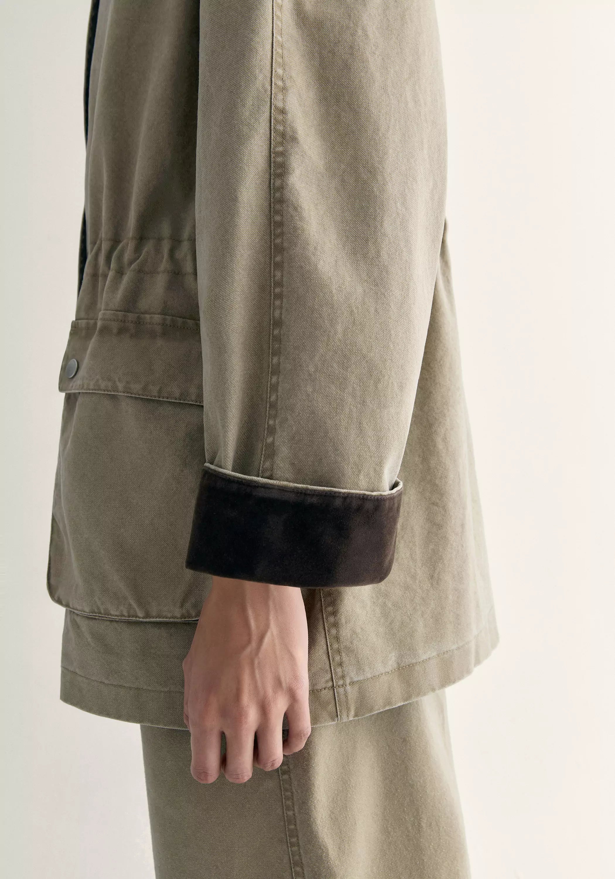 #color_khaki