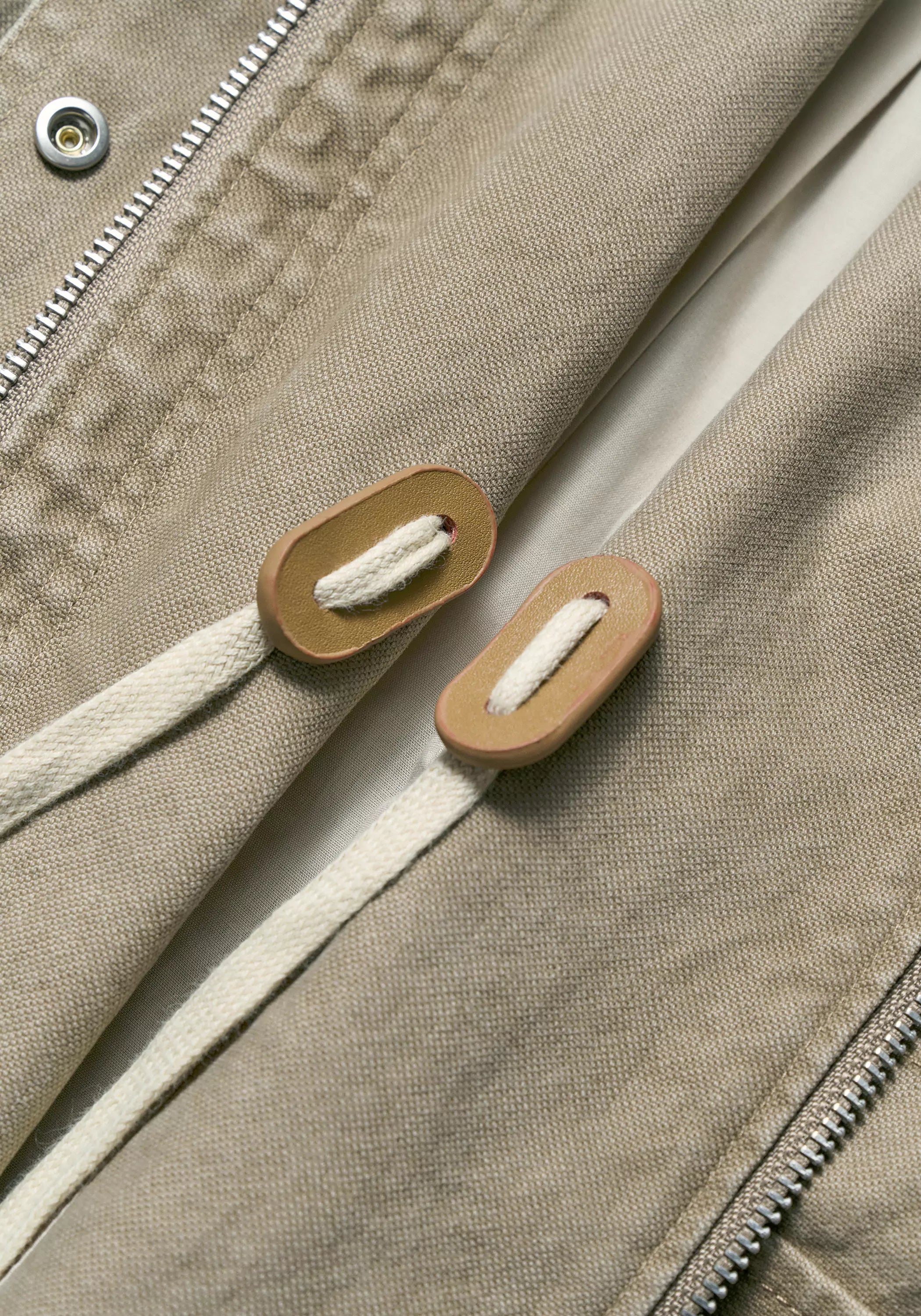 #color_khaki